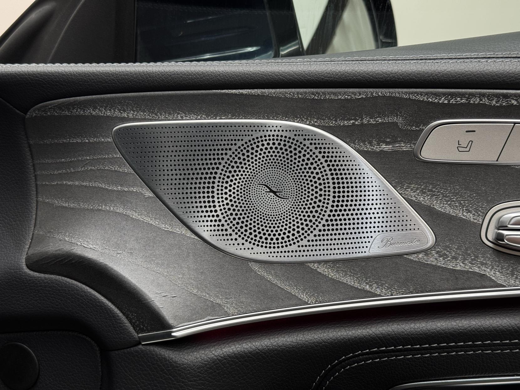 Mercedes-Benz CLS view 52