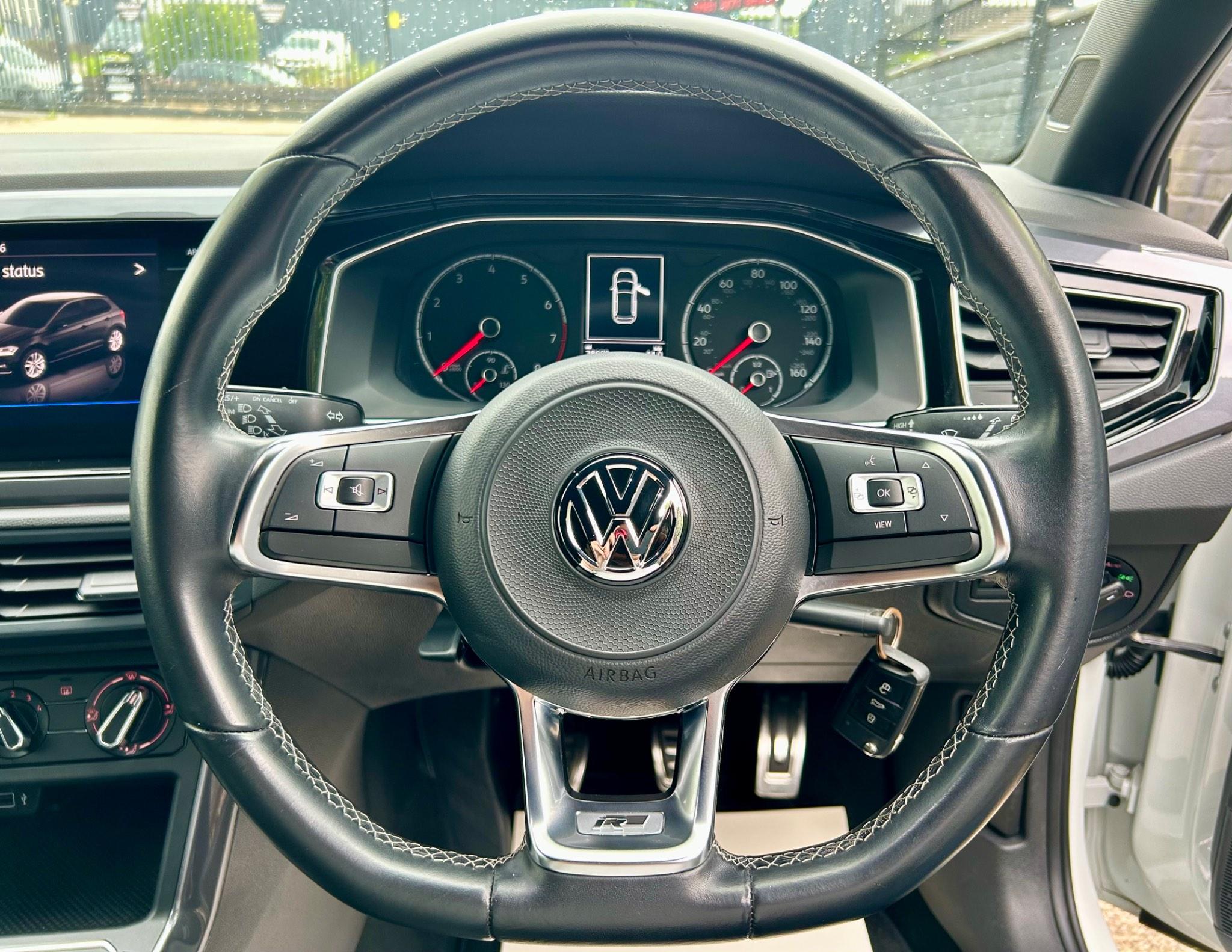 Volkswagen Polo view 19
