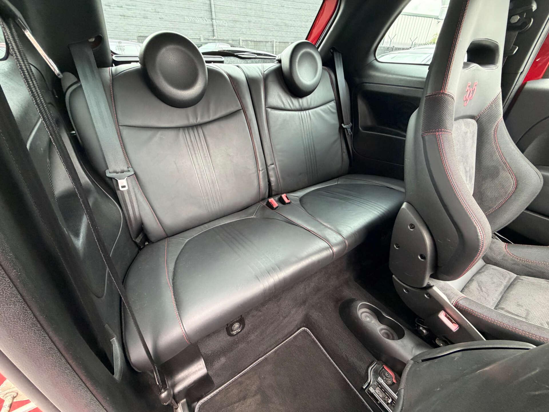 Abarth 595 view 16