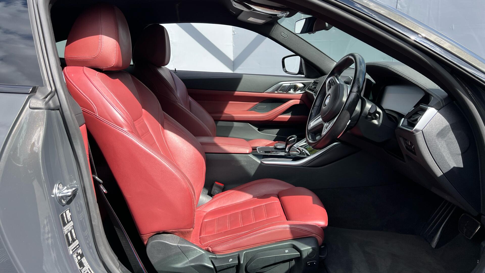 BMW 4 Series view 11