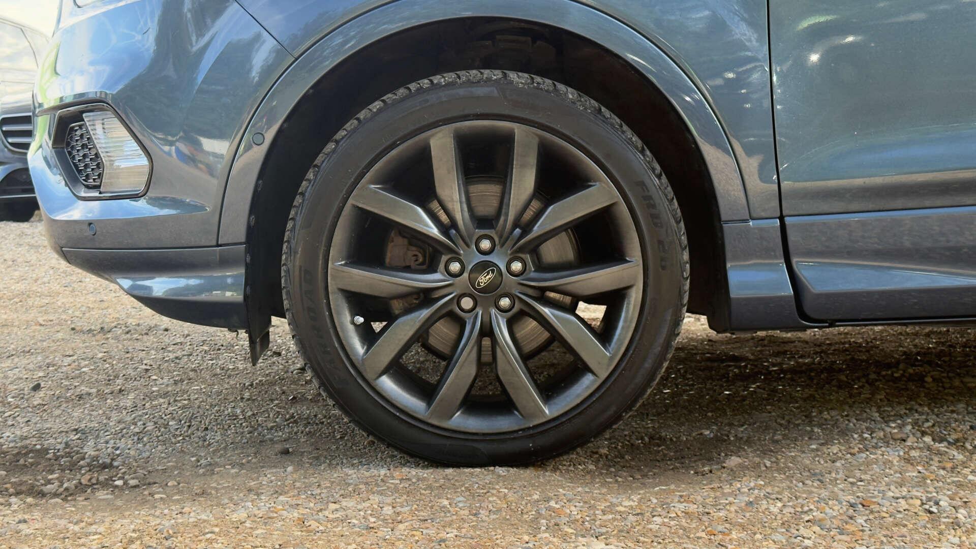 Ford Kuga view 43