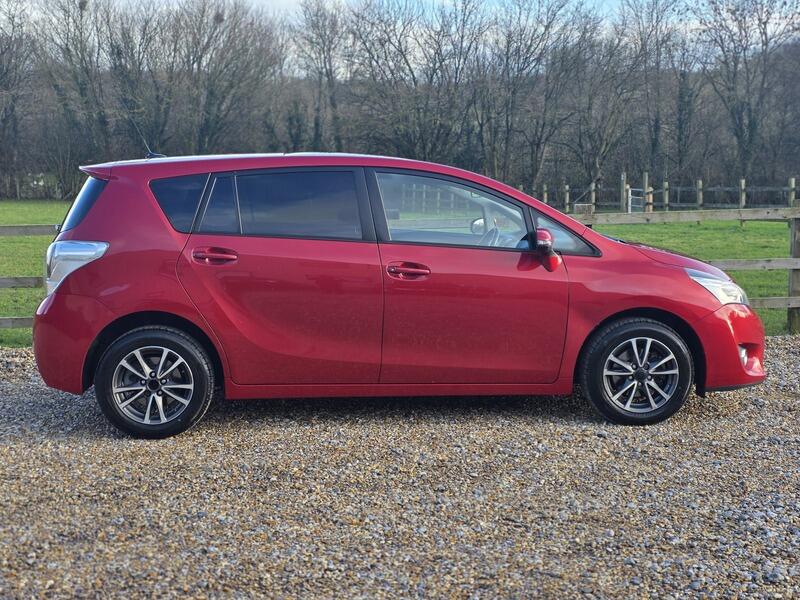 2014 Toyota Verso image 4