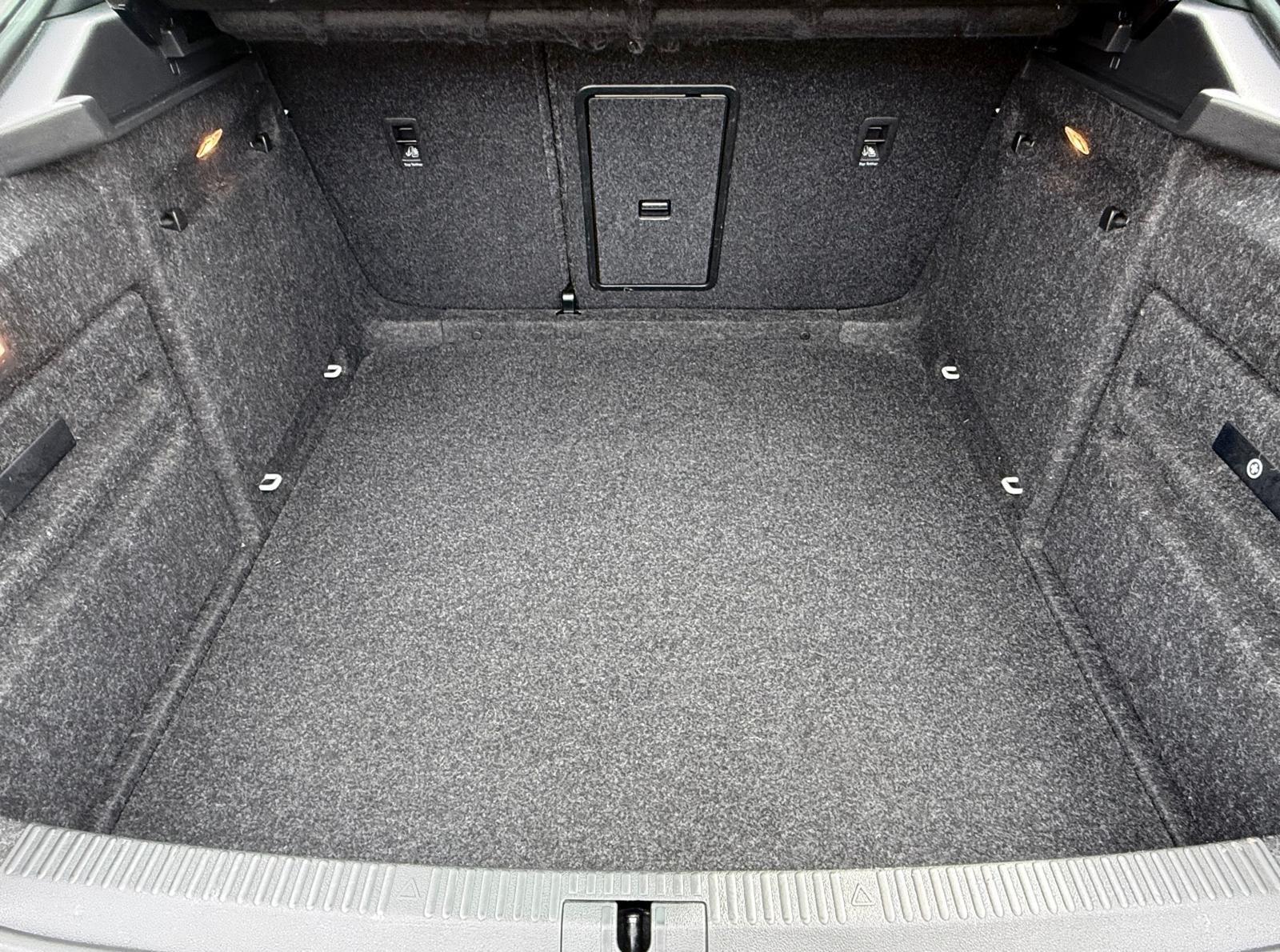 Skoda Superb view 81