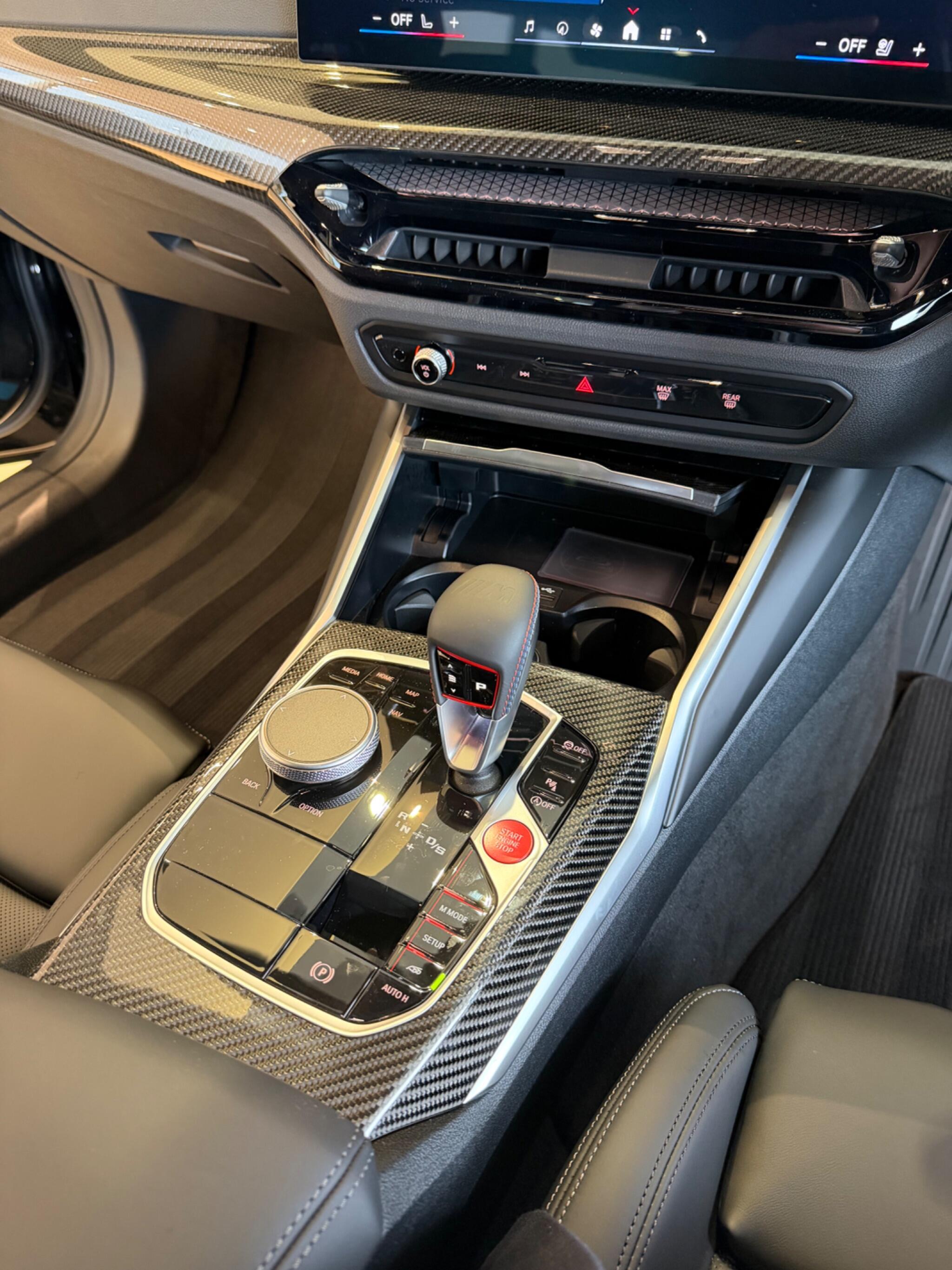 BMW M4 view 7