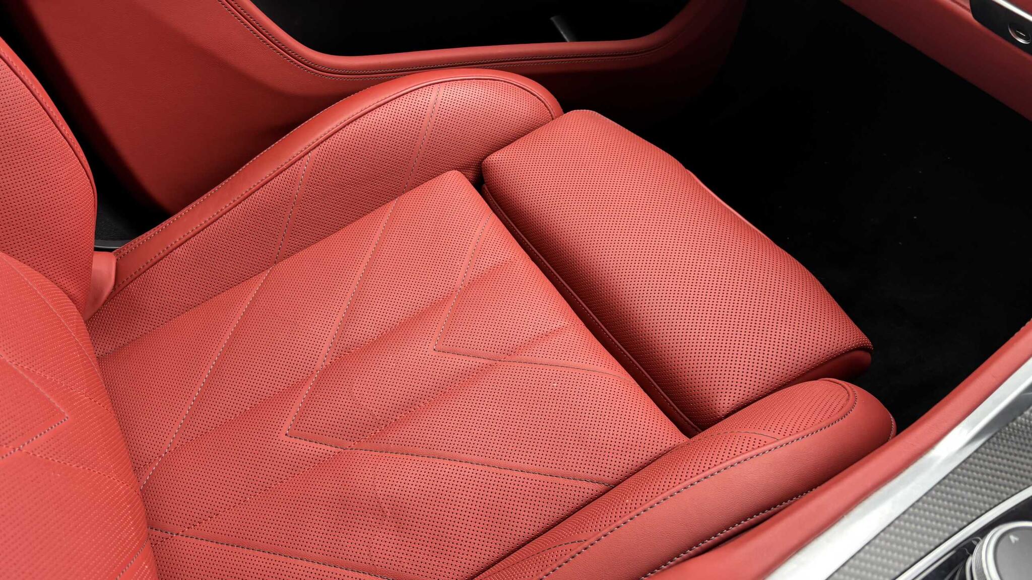 BMW XM view 26