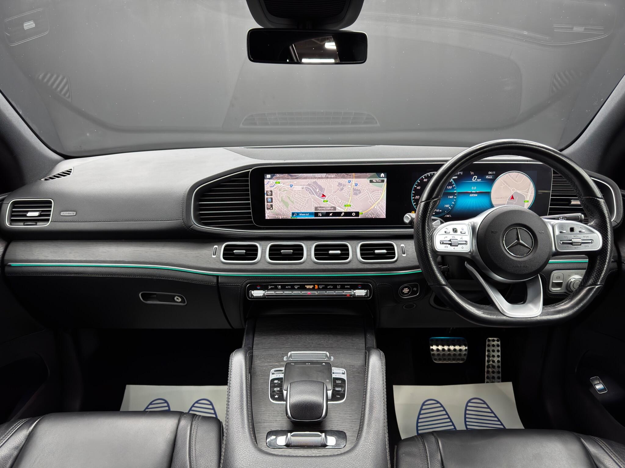 Mercedes-Benz Gle view 10
