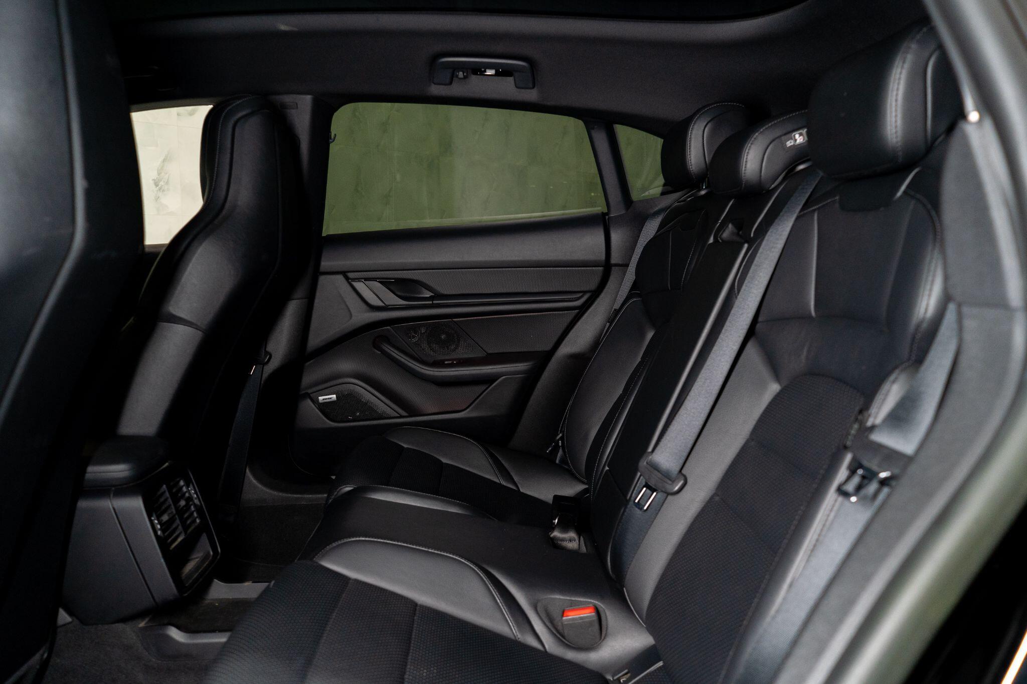 Porsche Taycan view 17