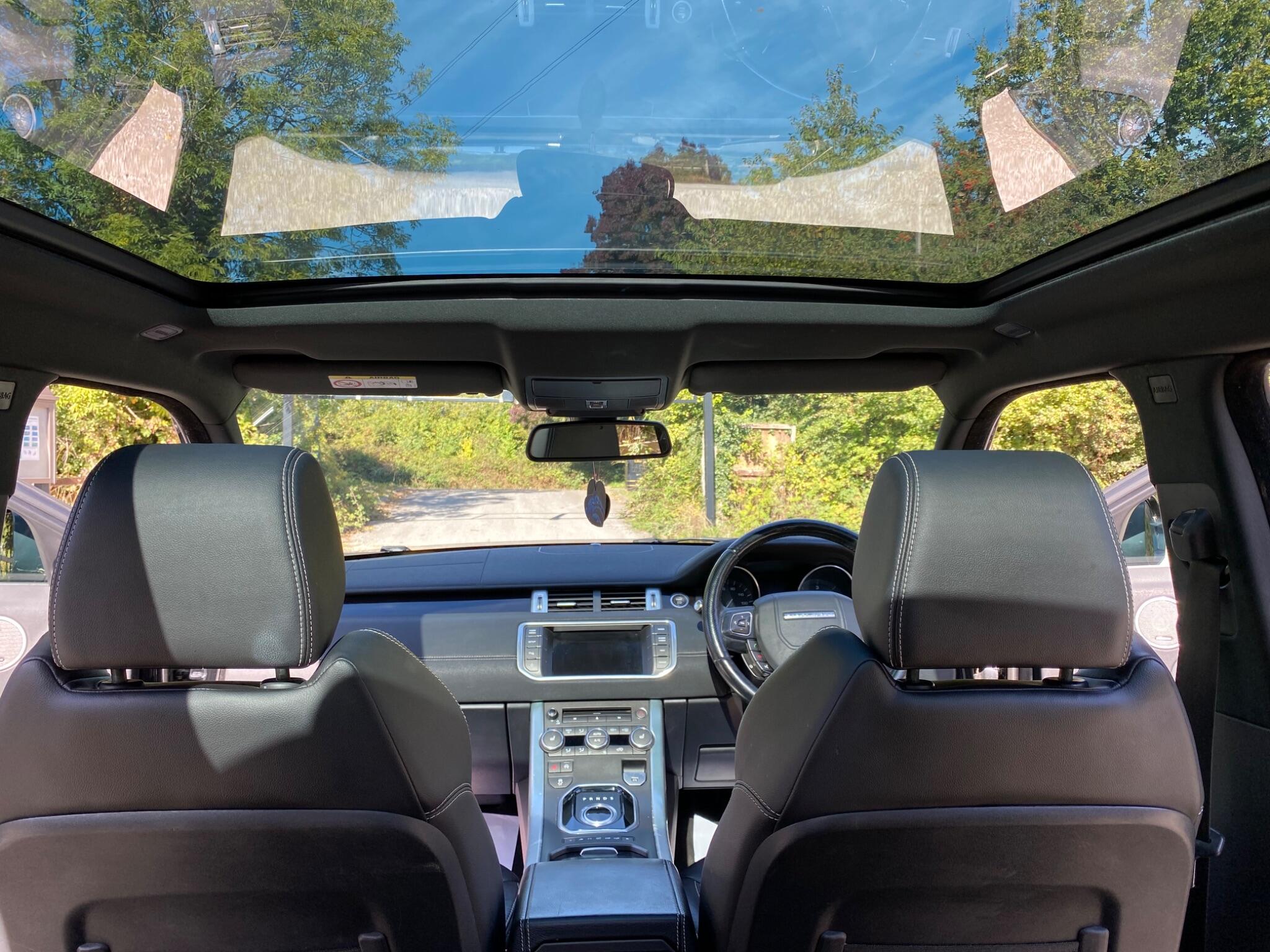 Land Rover Range Rover Evoque view 21