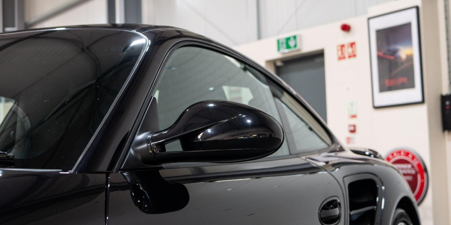 Porsche 911 view 47