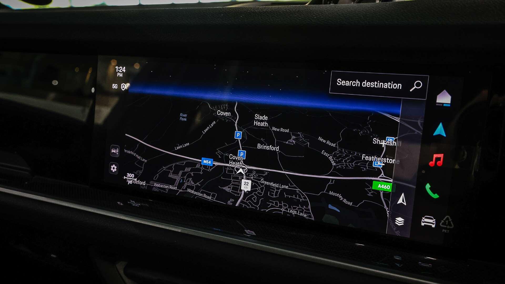 Porsche Cayenne view 16
