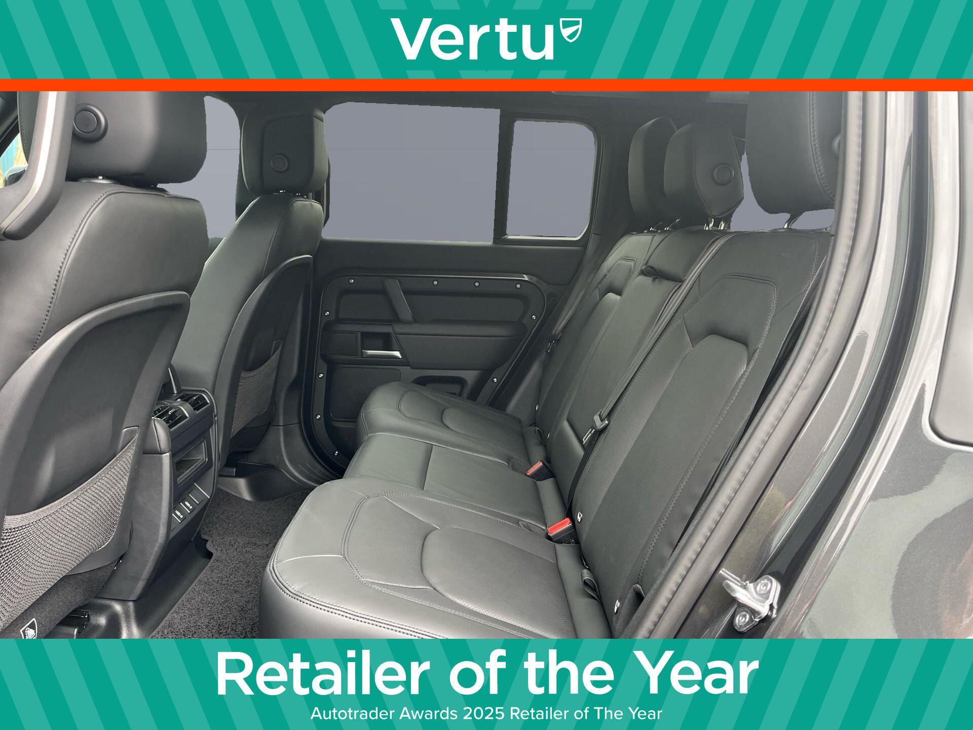 Land Rover Defender view 4