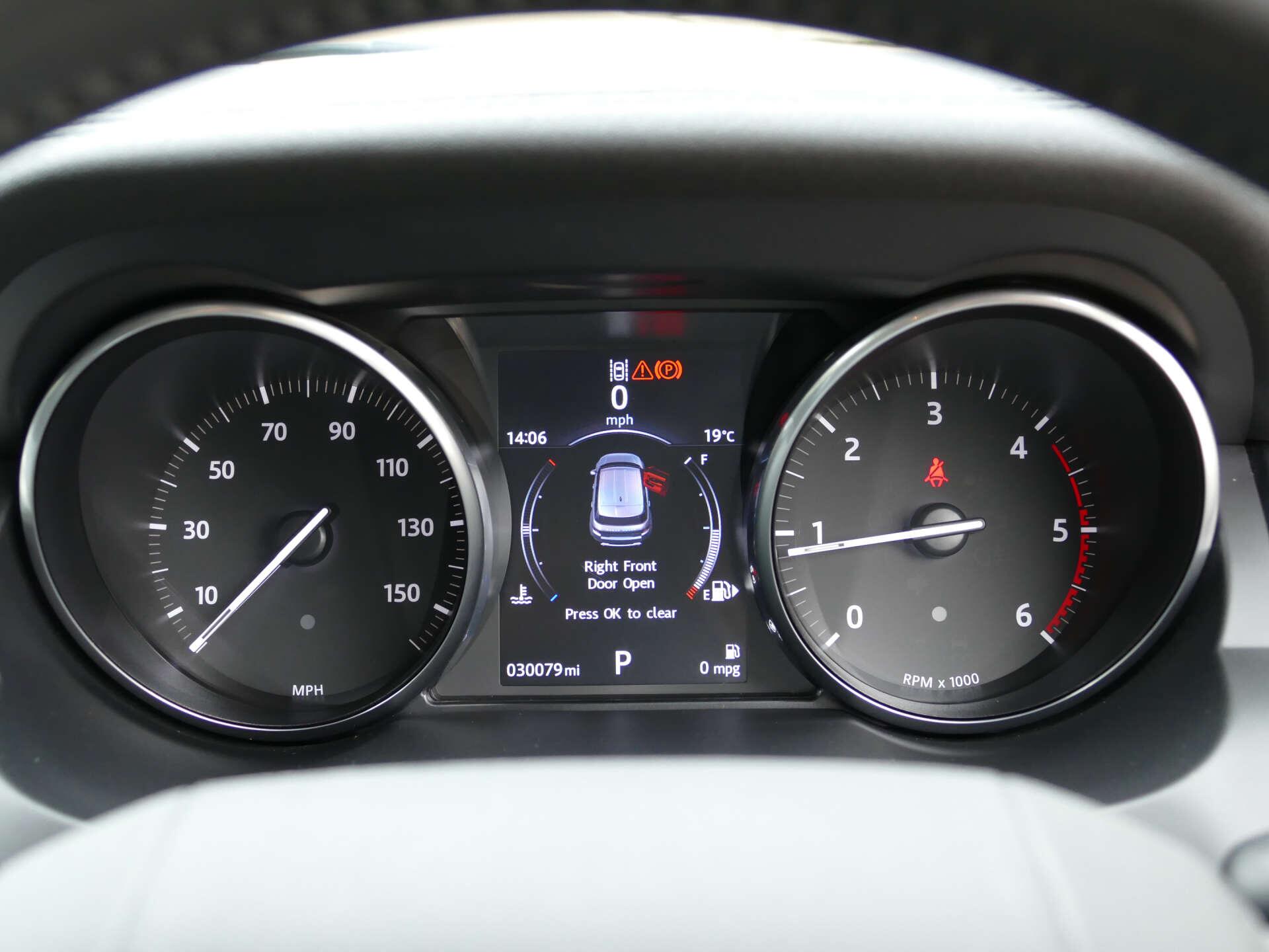 Land Rover Range Rover Evoque view 49