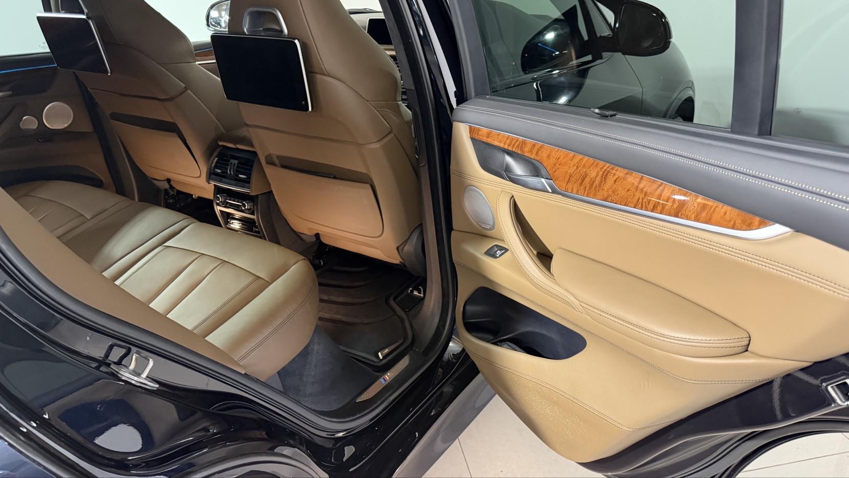 BMW X5 X5 view 26