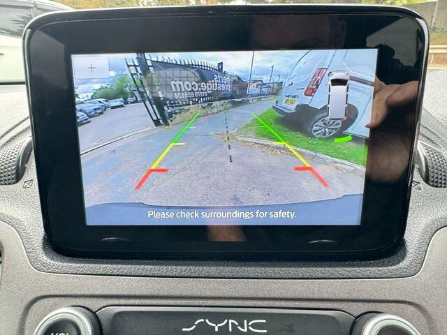 Ford Transit Connect view 17