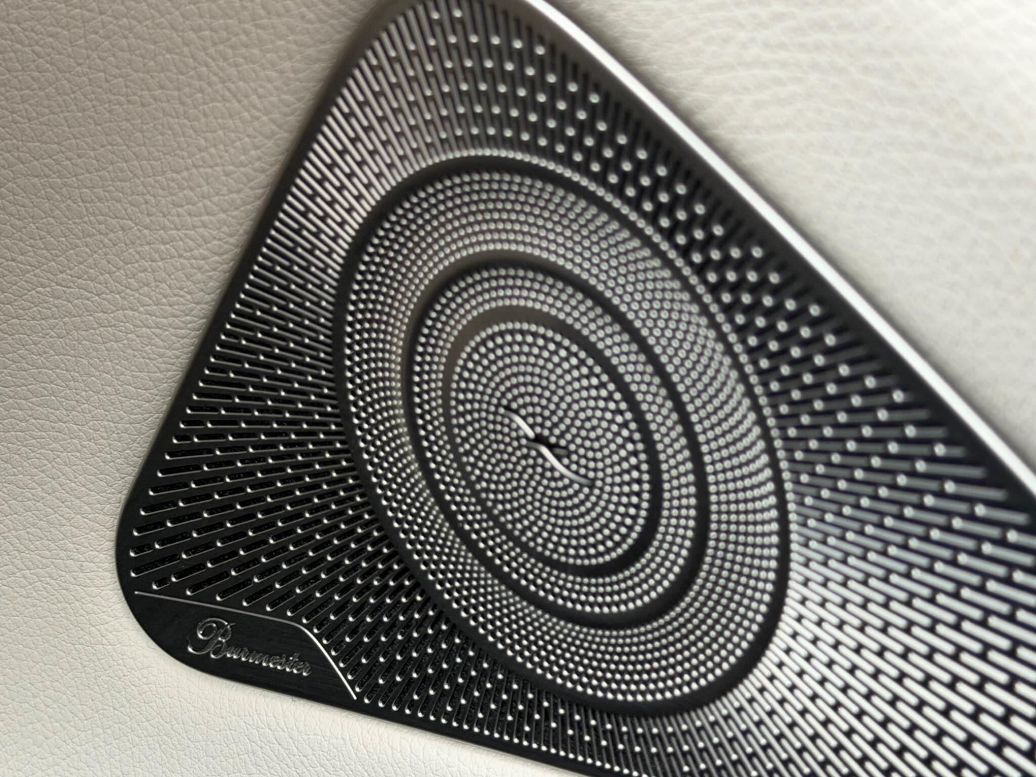 Mercedes-Benz S-Class view 51