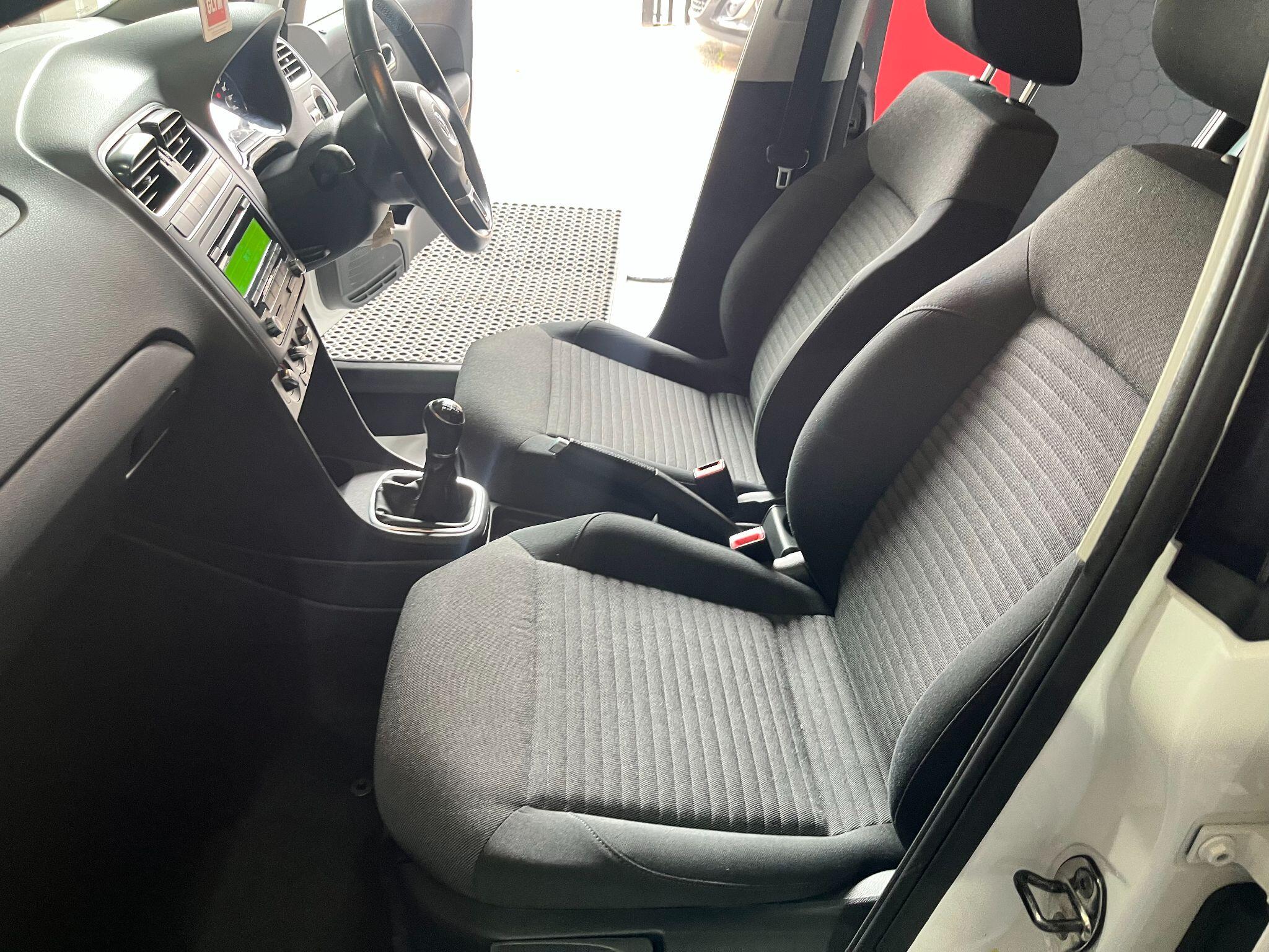 Volkswagen Polo view 23