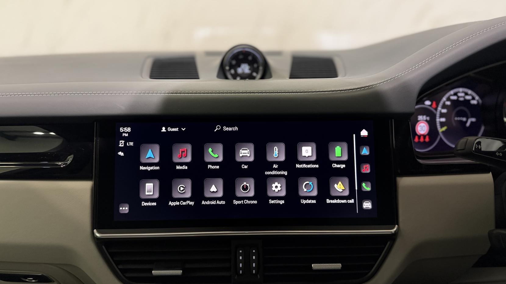 Porsche Cayenne view 20