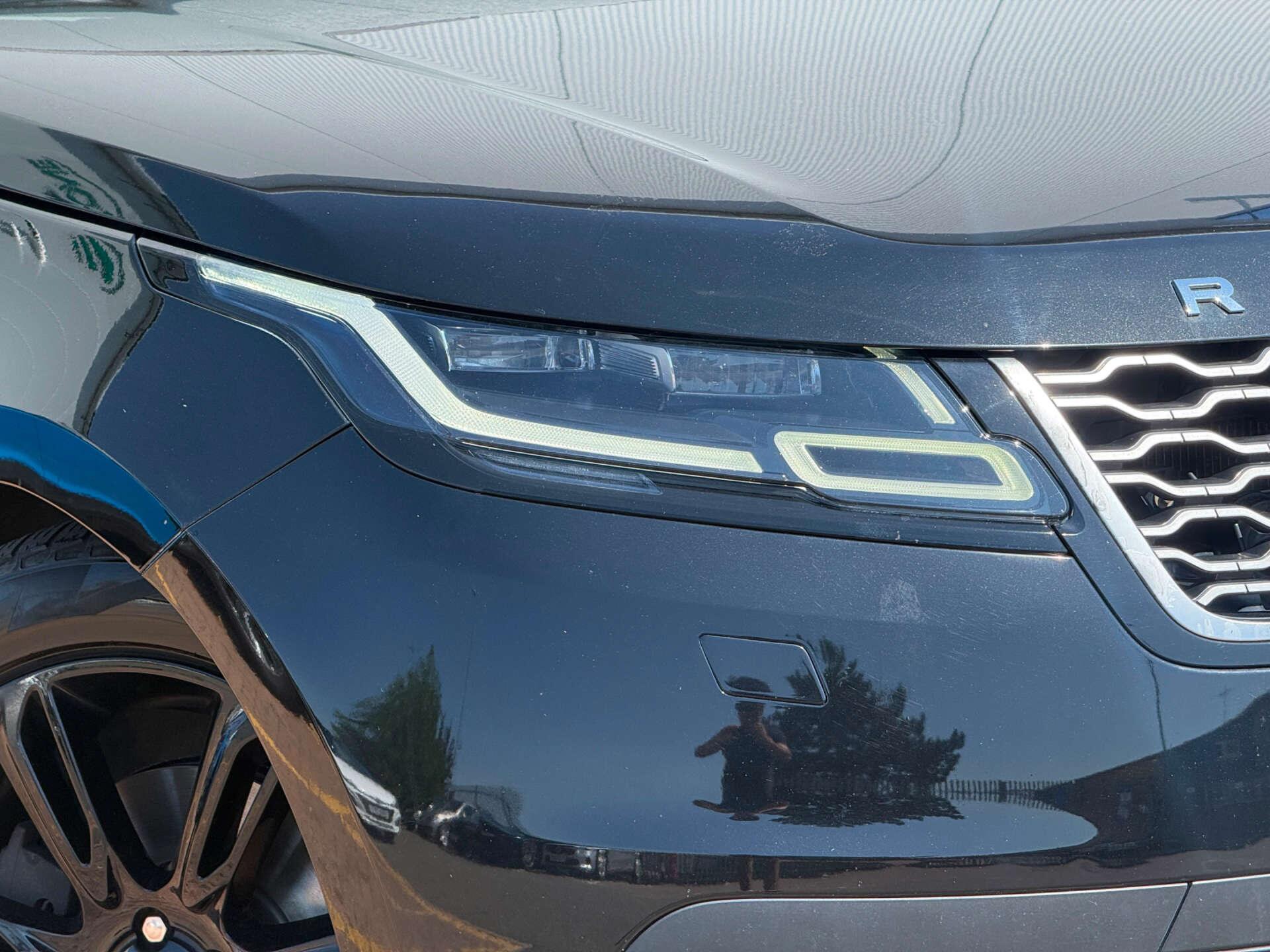 Land Rover Range Rover Velar view 18