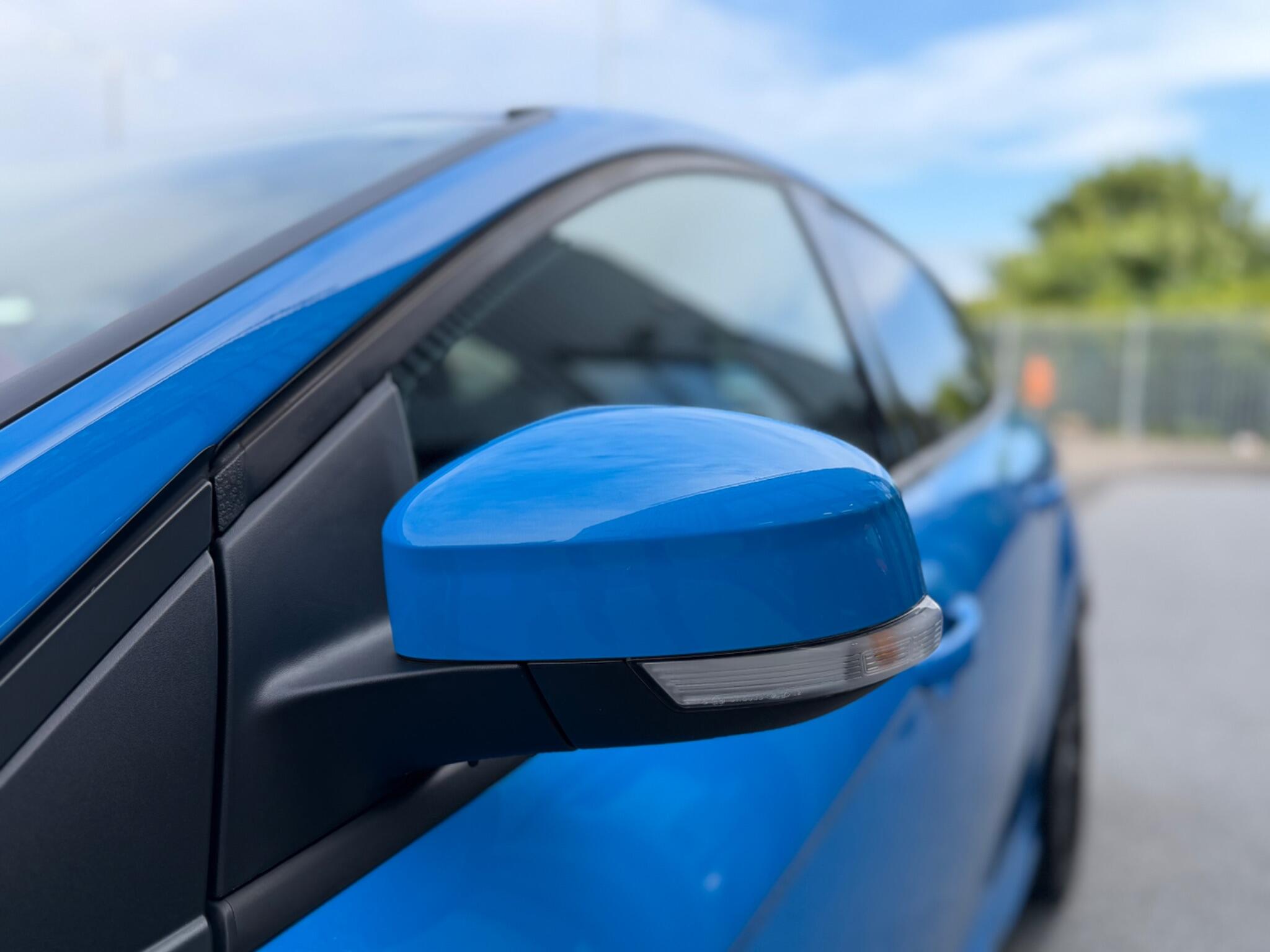 Ford Focus view 32