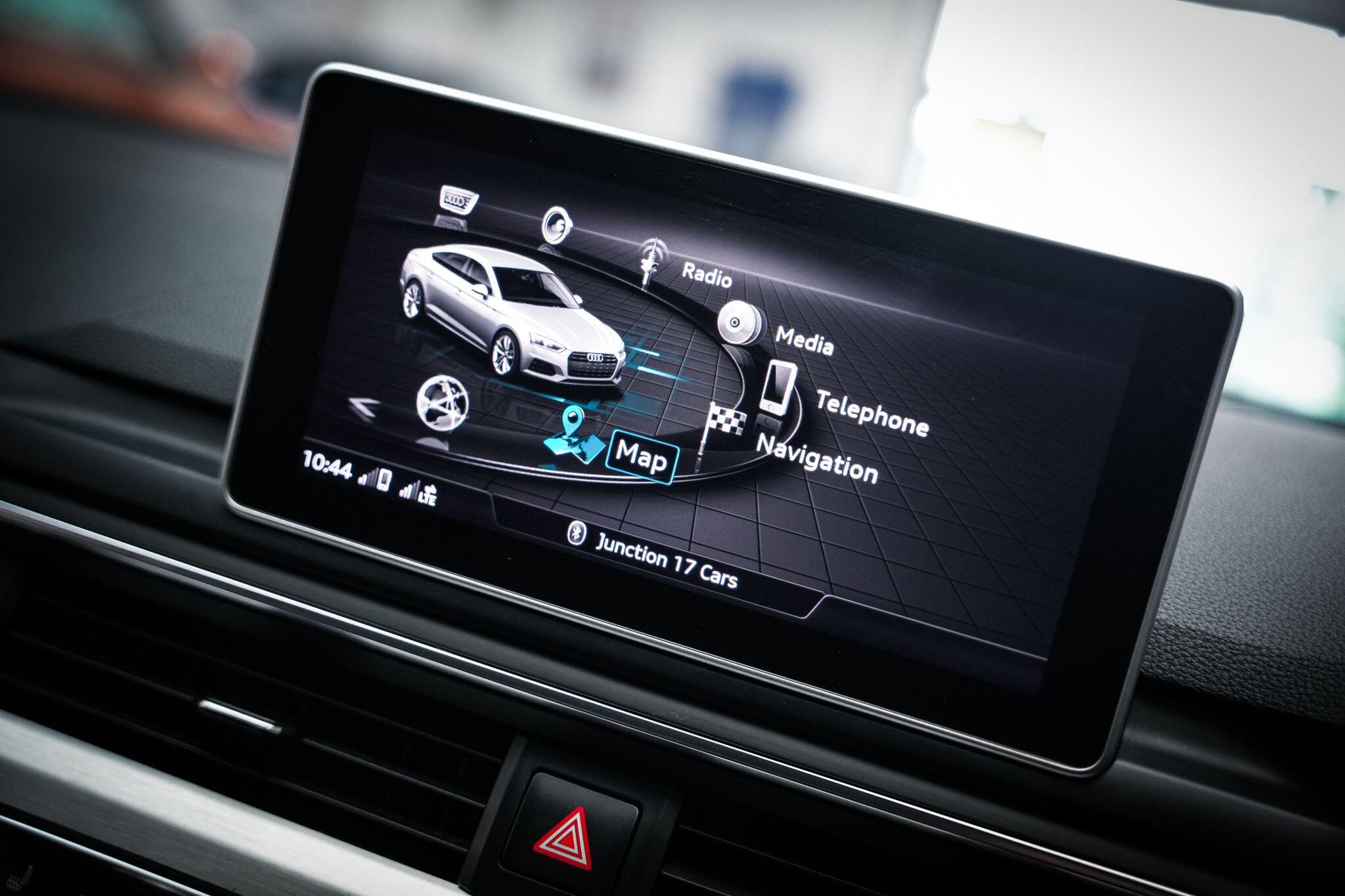 Audi A5 view 7