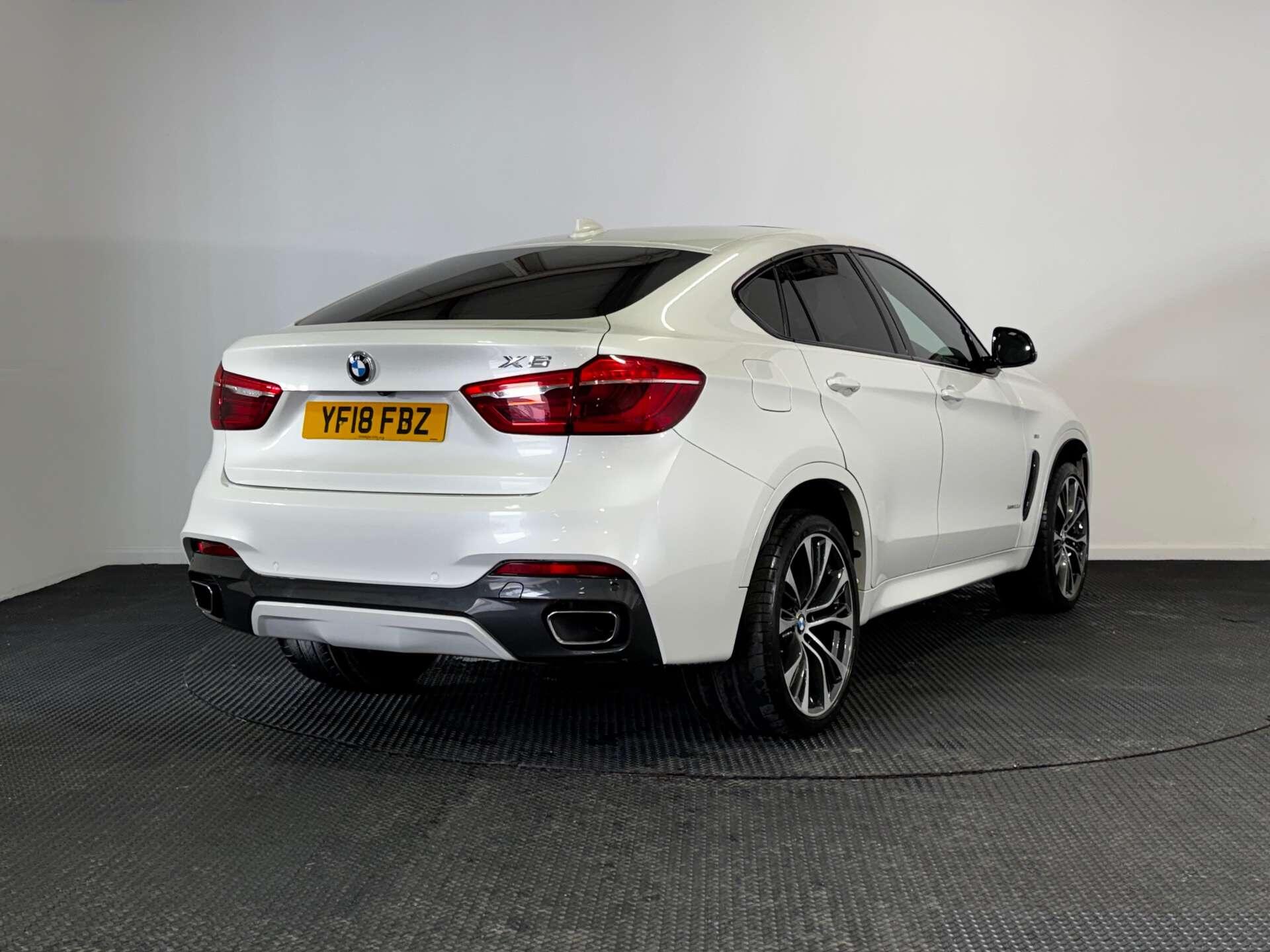 BMW X6 view 7