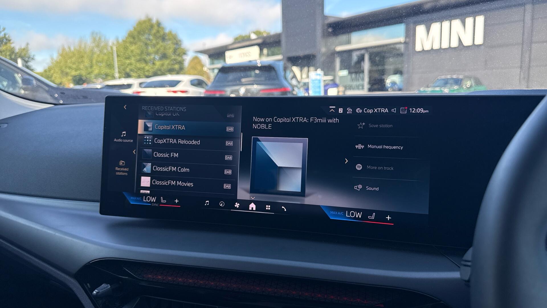 BMW i4 view 55