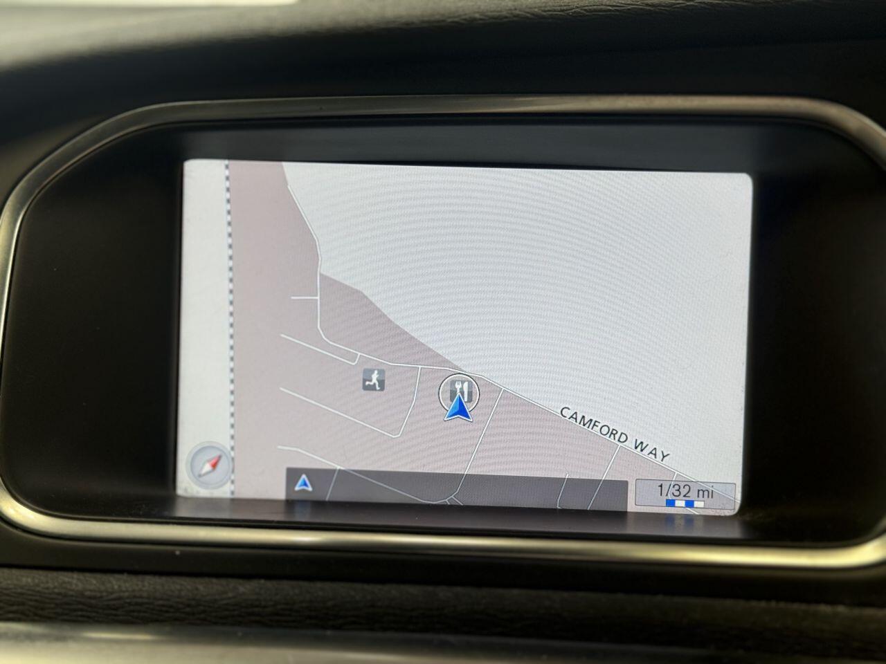 Volvo V40 view 33