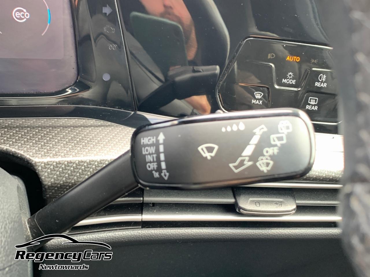 Volkswagen Golf view 54