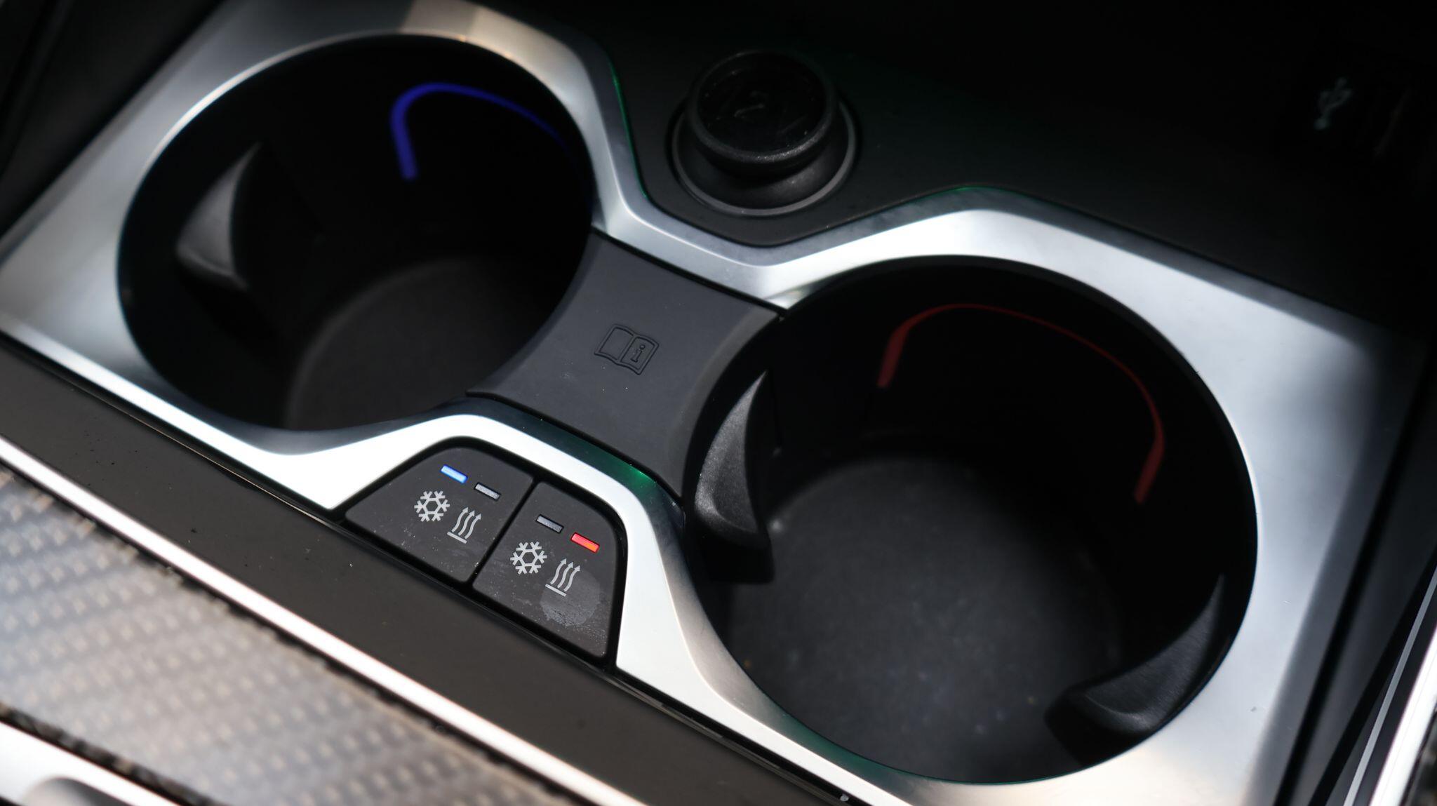 BMW XM view 30
