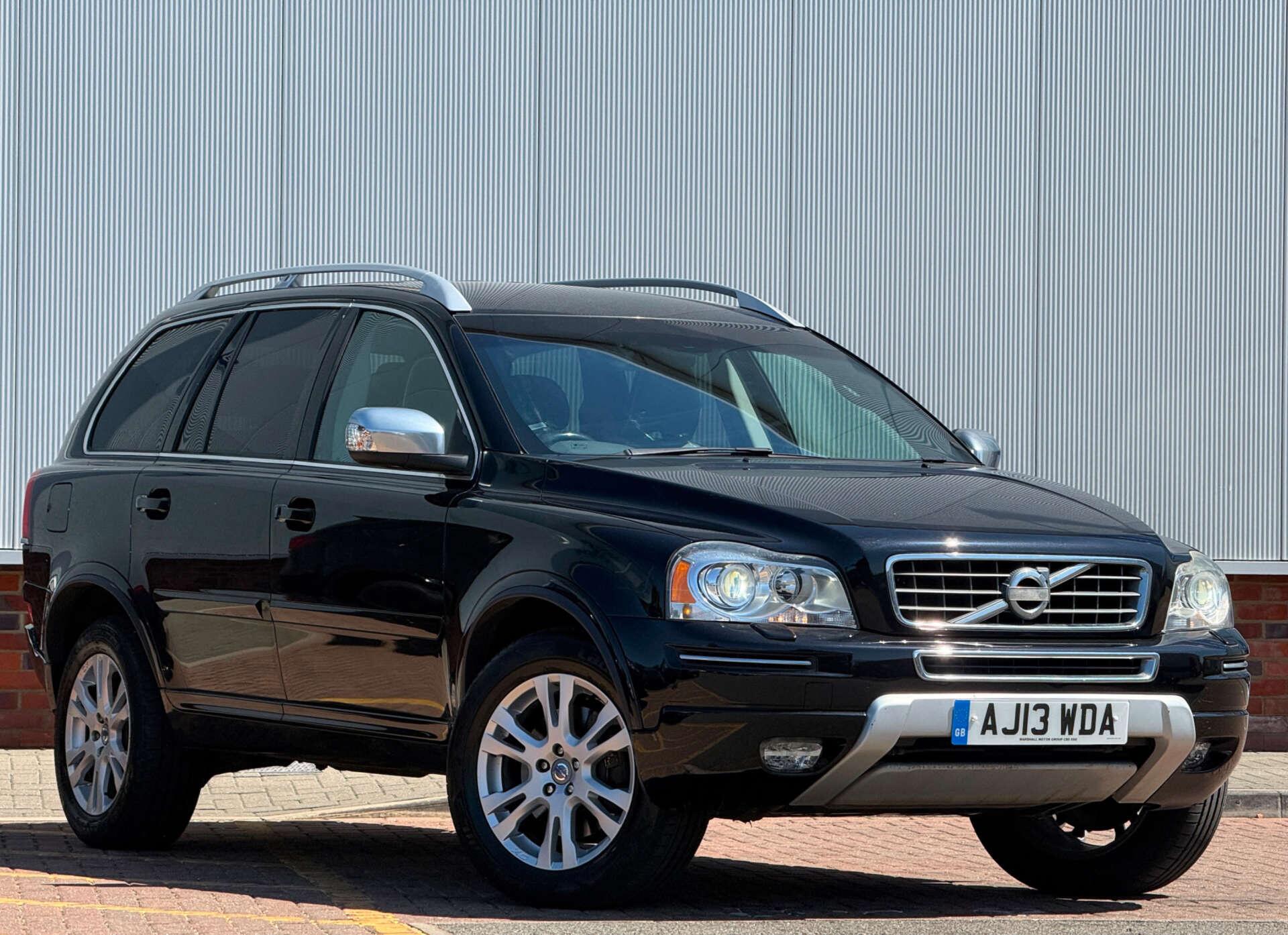 Volvo XC90 view 6