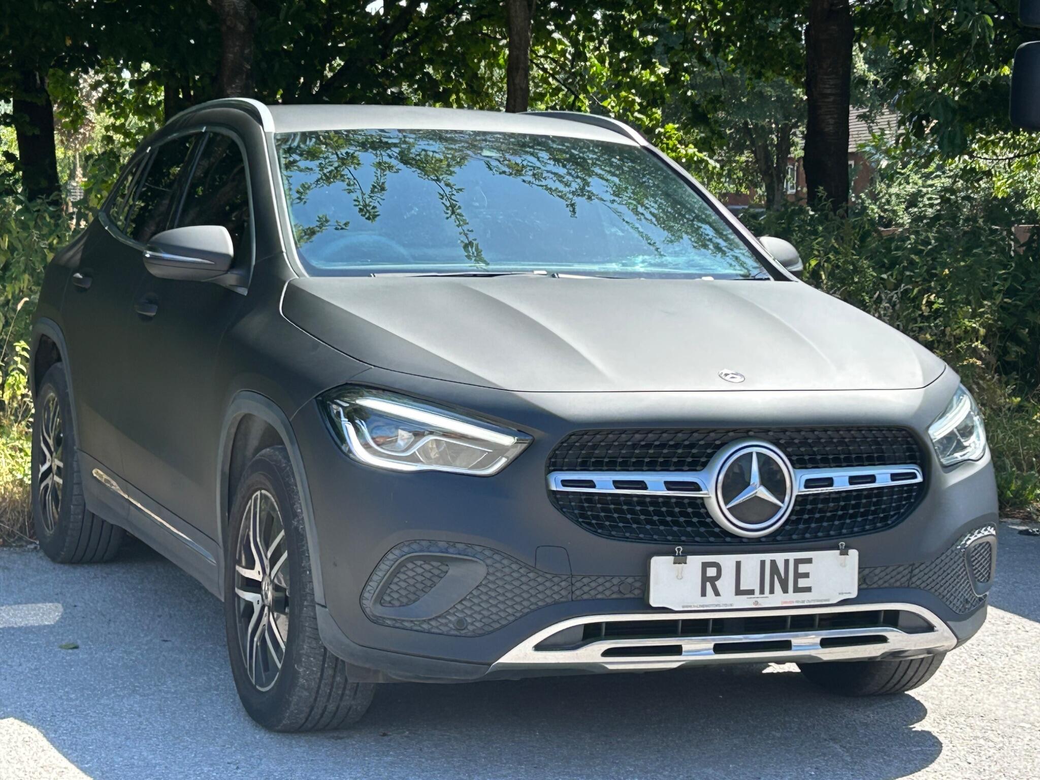 Mercedes-Benz Gla view 4