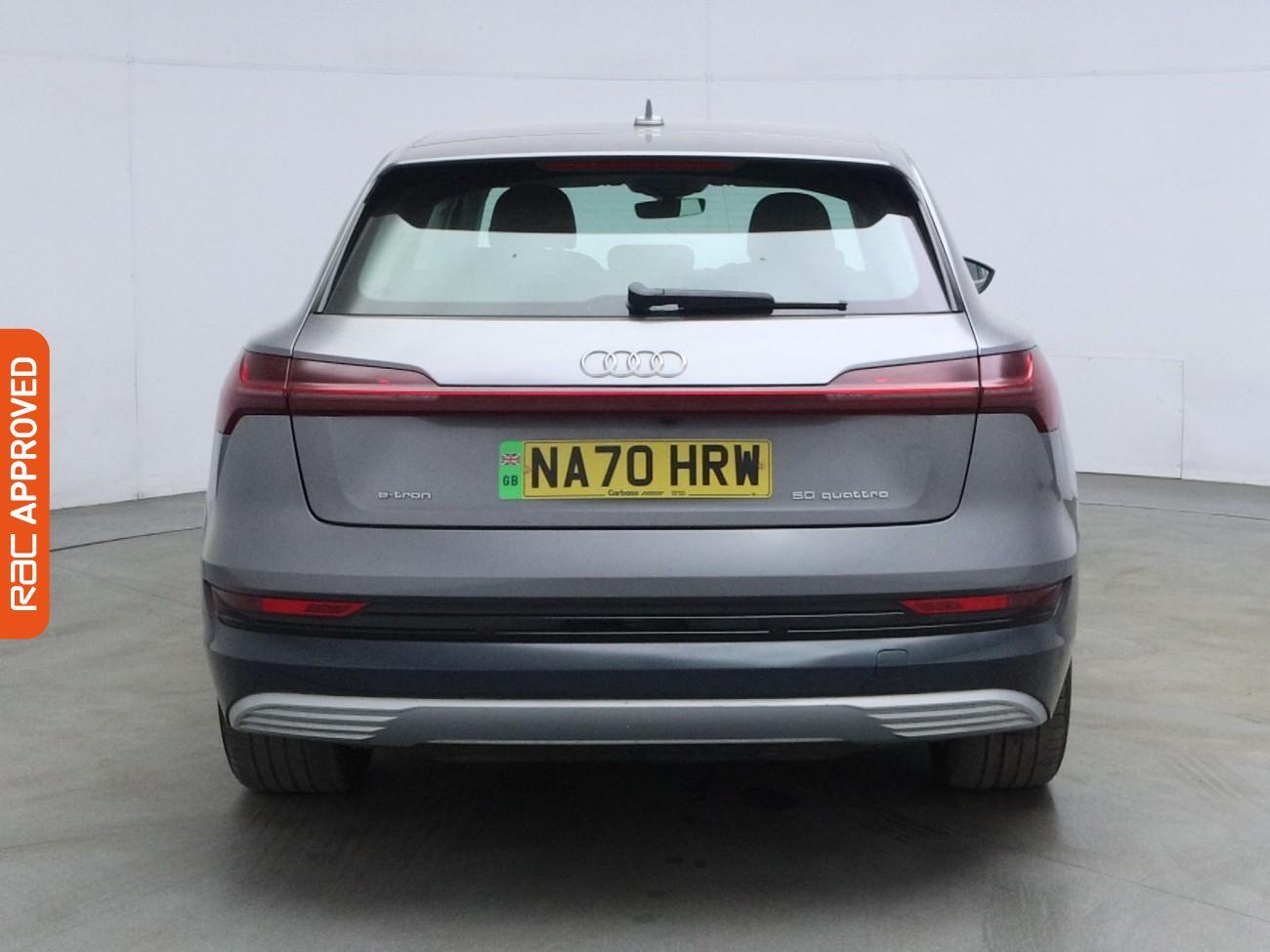 Audi E-Tron view 9