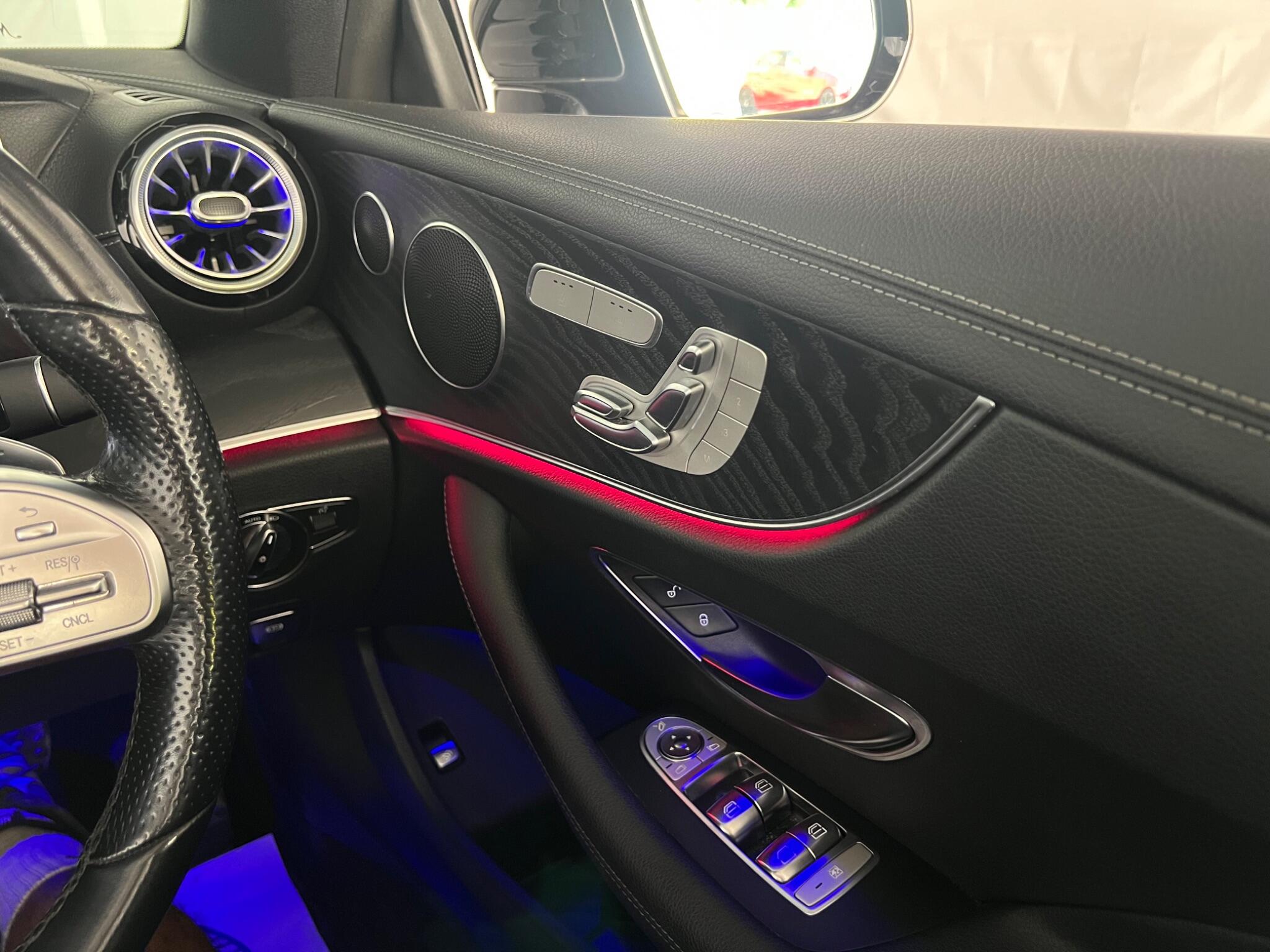 Mercedes-Benz E Class view 57