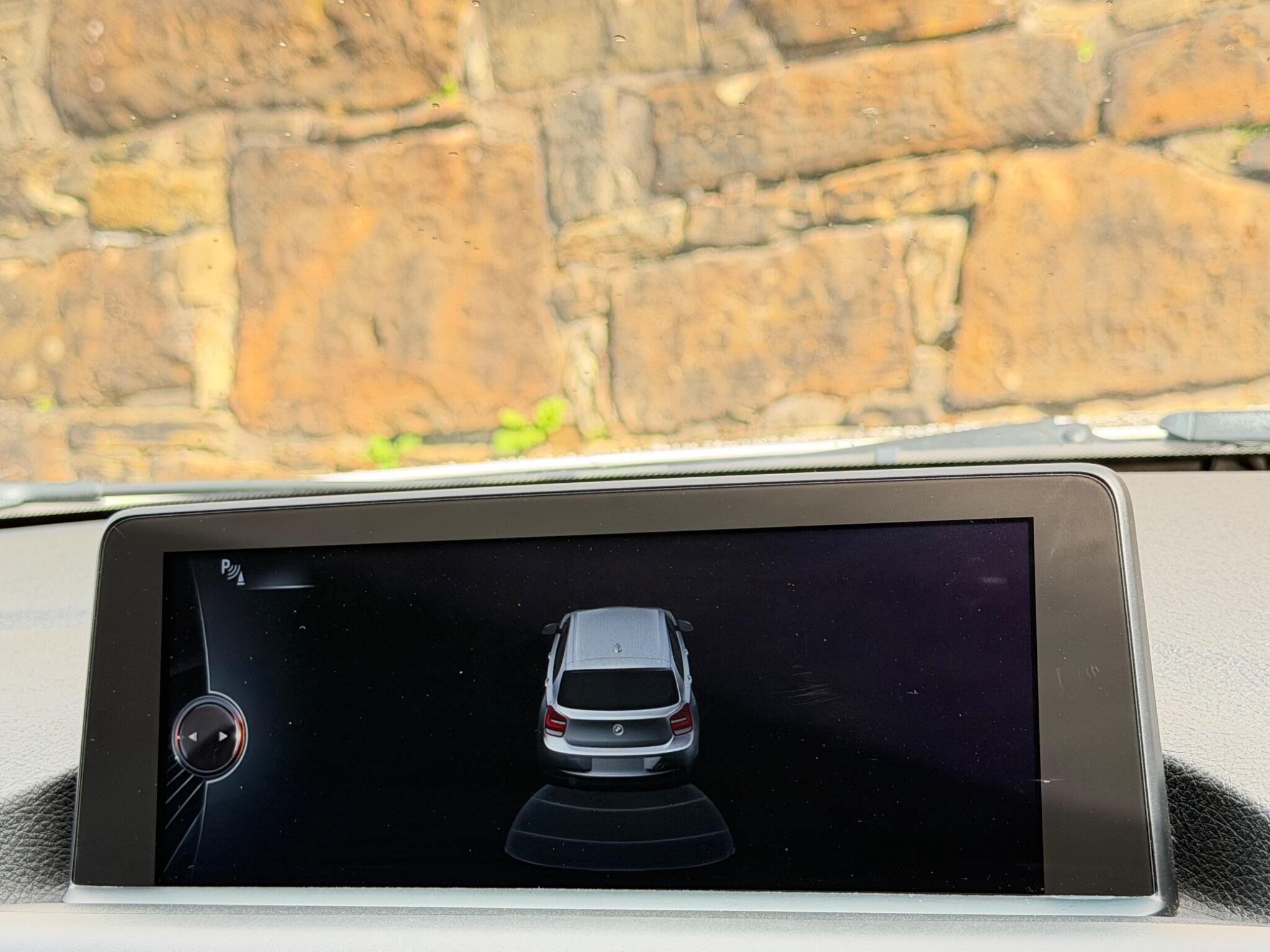 BMW 1 Series view 36