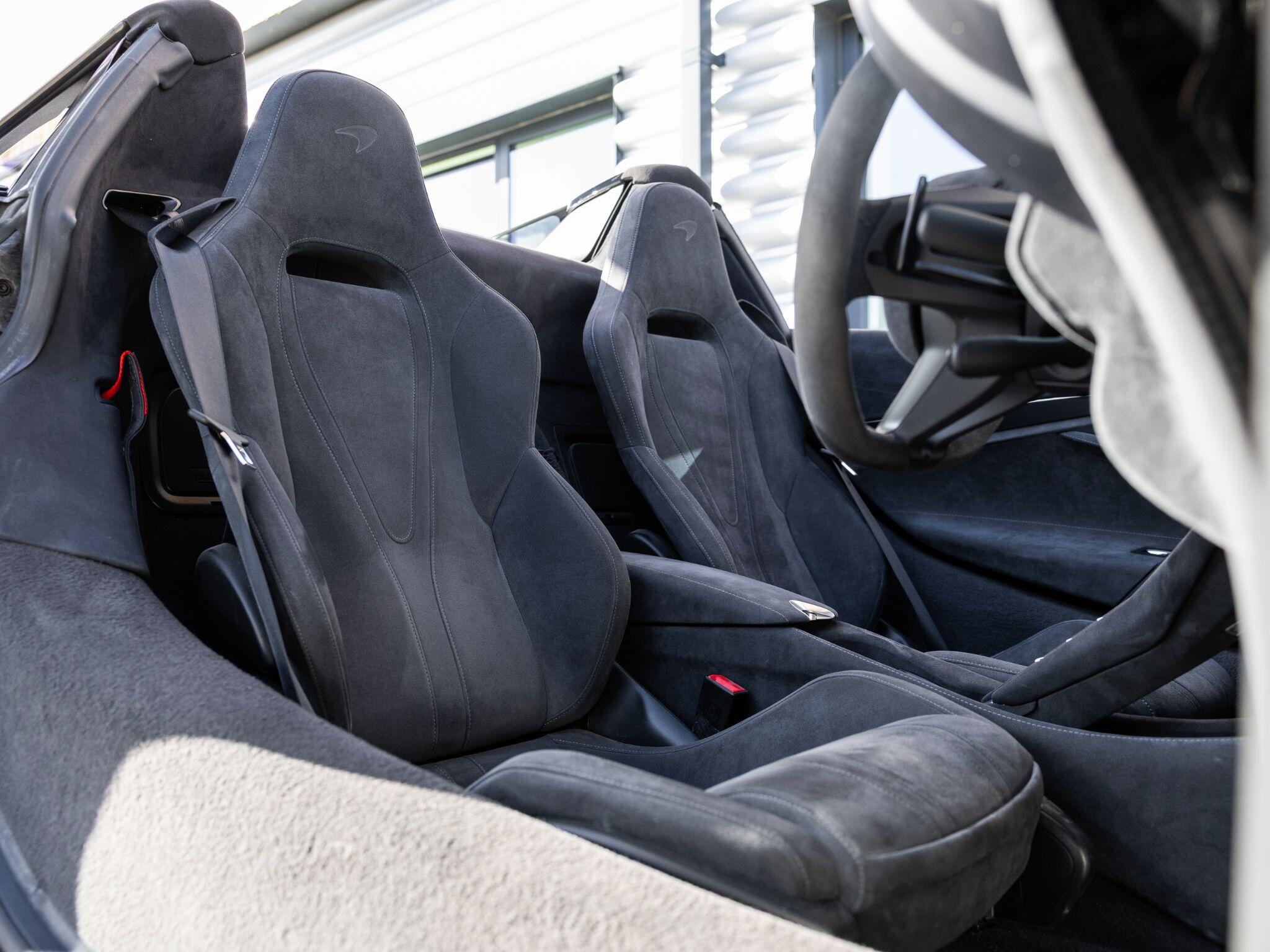 Mclaren 720s view 21