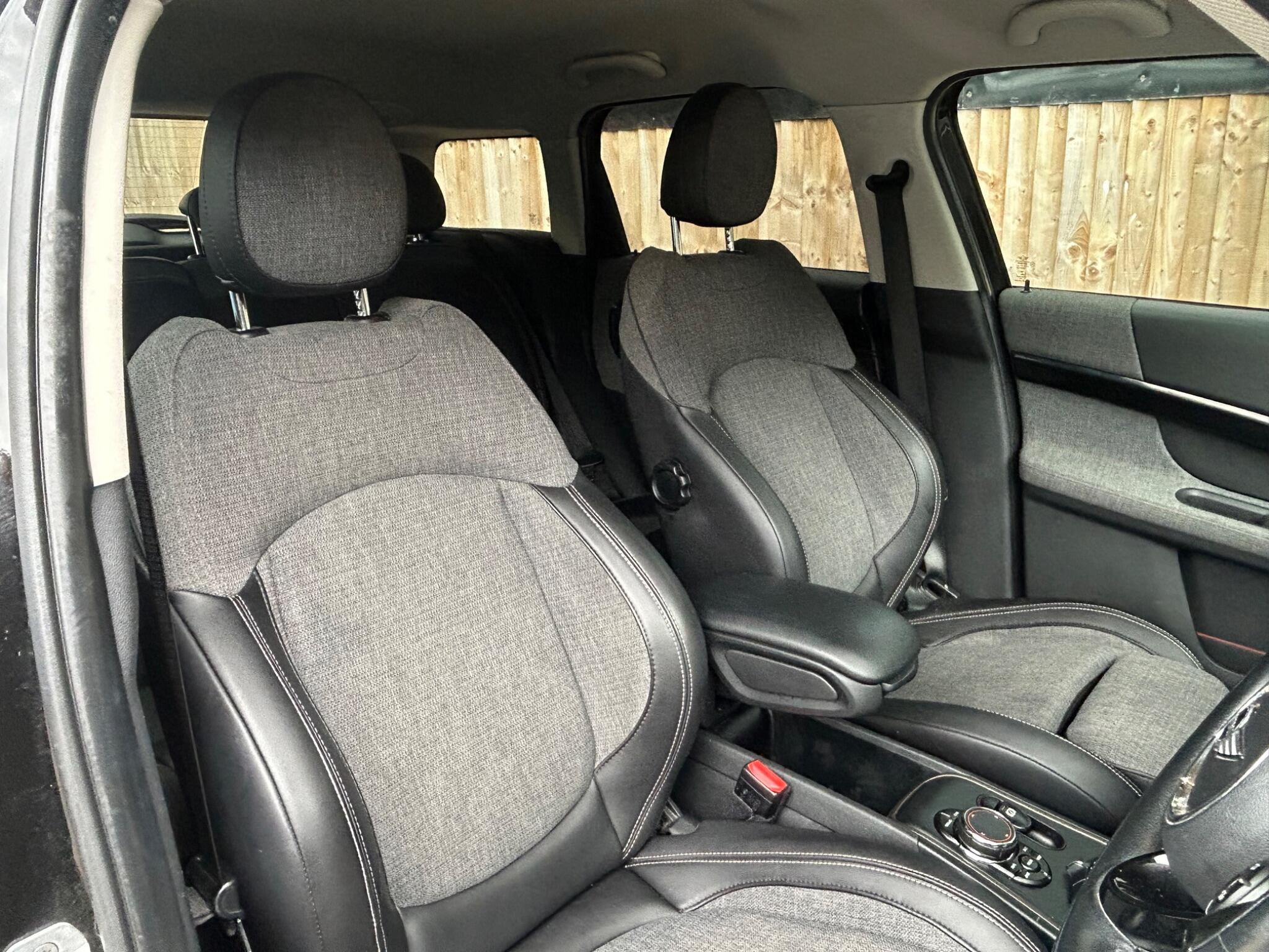 Mini Countryman view 36