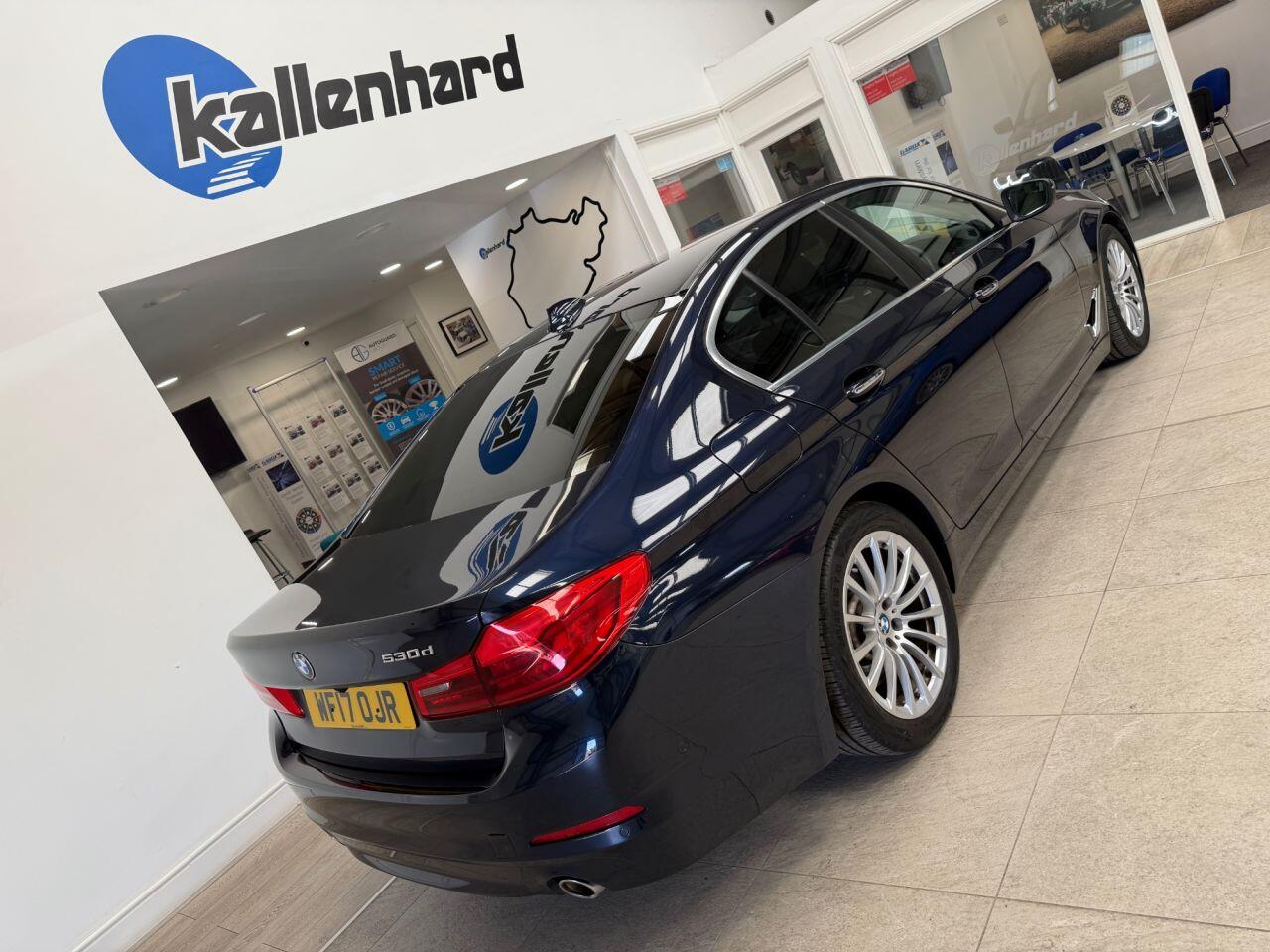 BMW 5 Series view 42