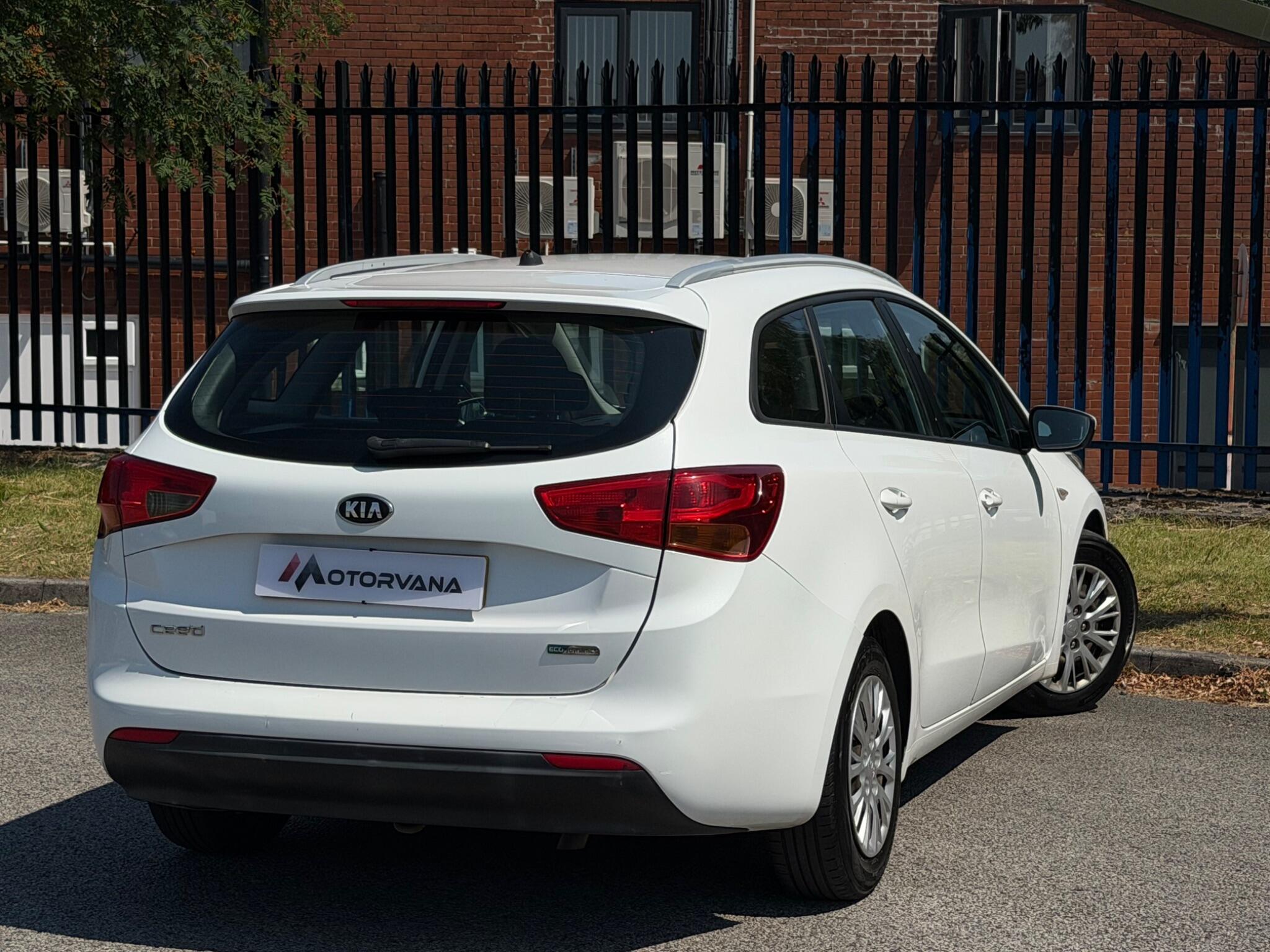 Kia Ceed view 12