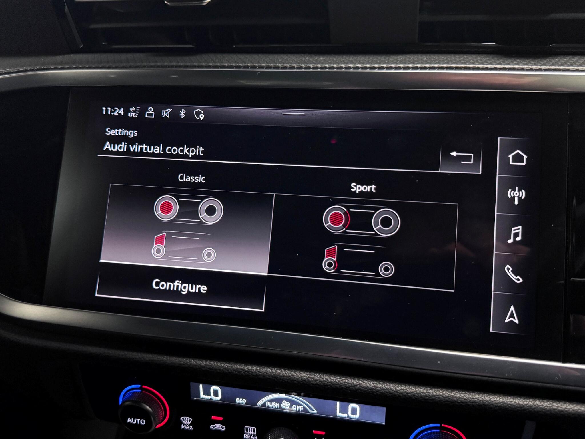 Audi Q3 view 61