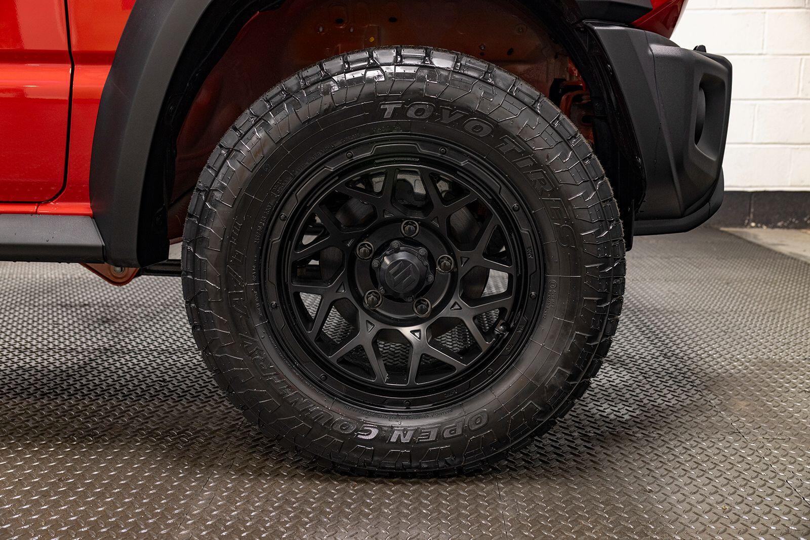 Suzuki Jimny view 66