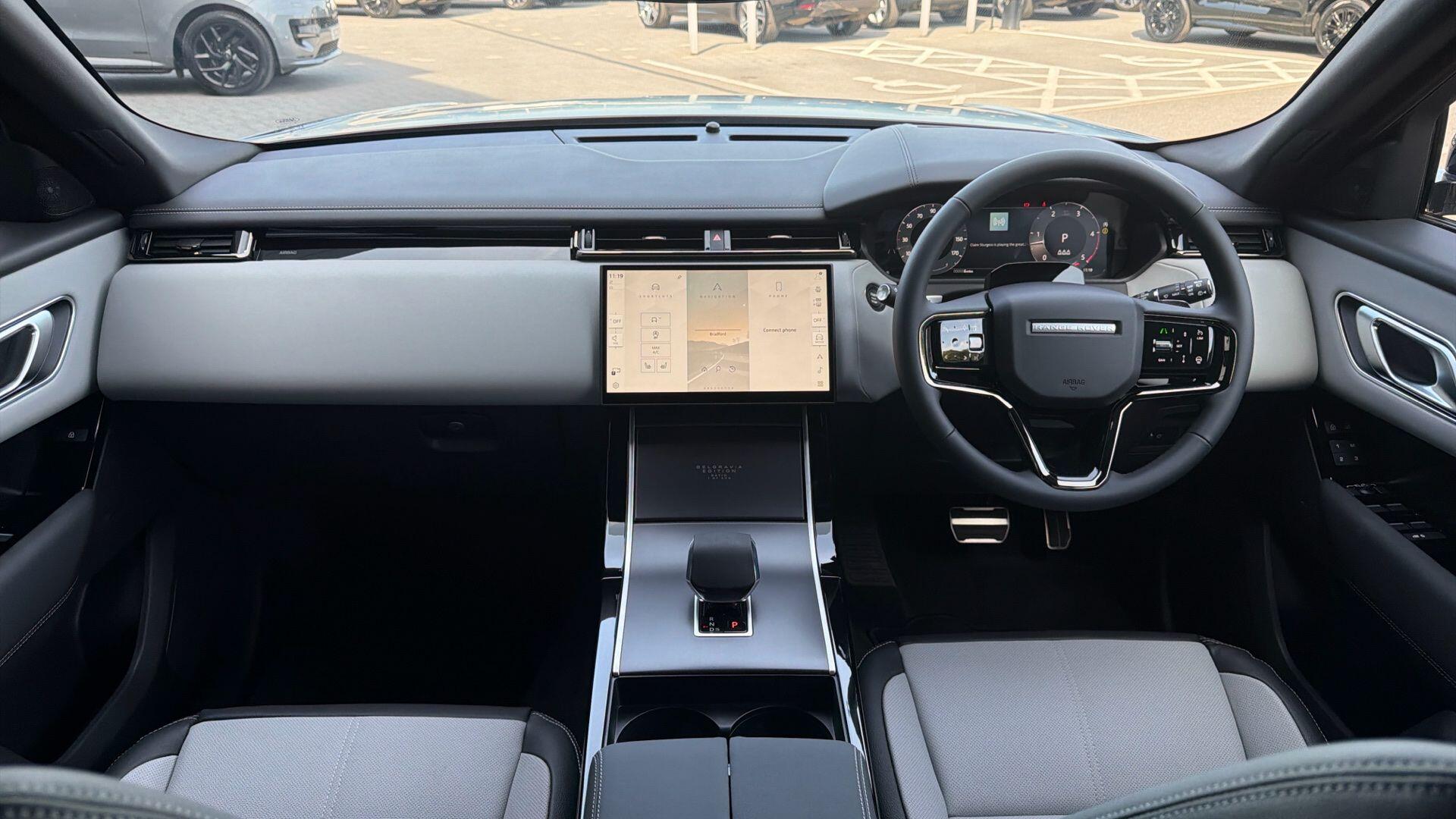 Land Rover Range Rover Velar view 9
