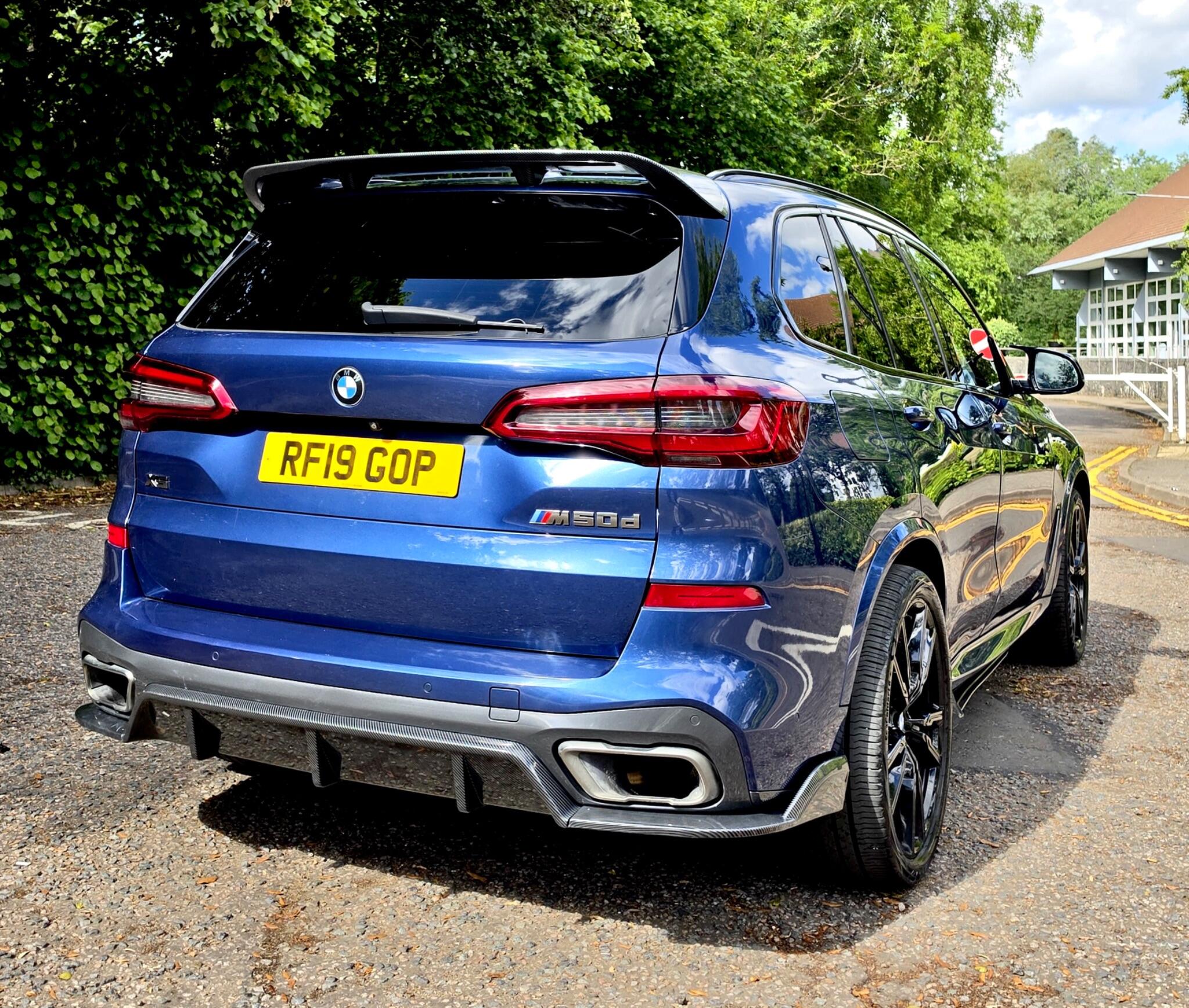 BMW X5 view 3