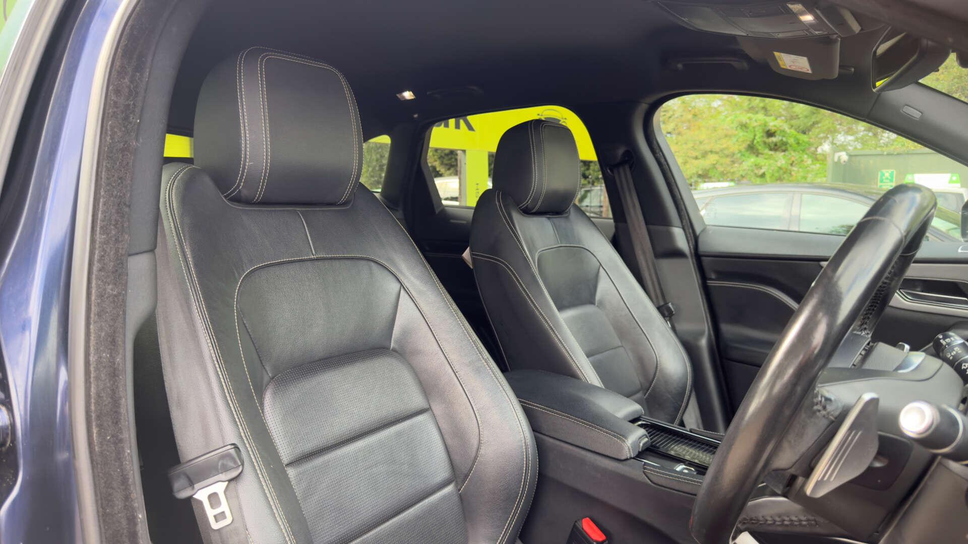 Jaguar F-Pace view 8