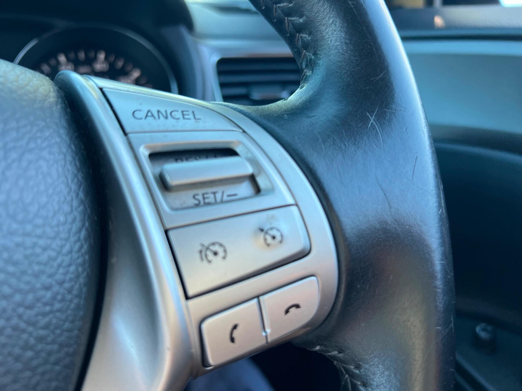 Nissan Pulsar view 10