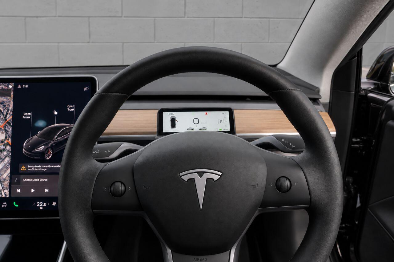 Tesla Model 3 view 27
