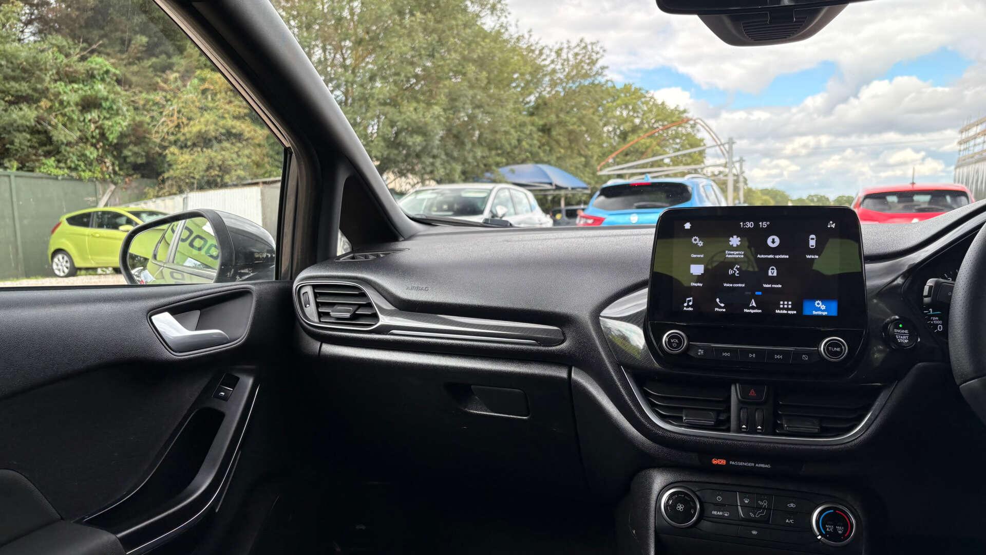 Ford Fiesta view 36