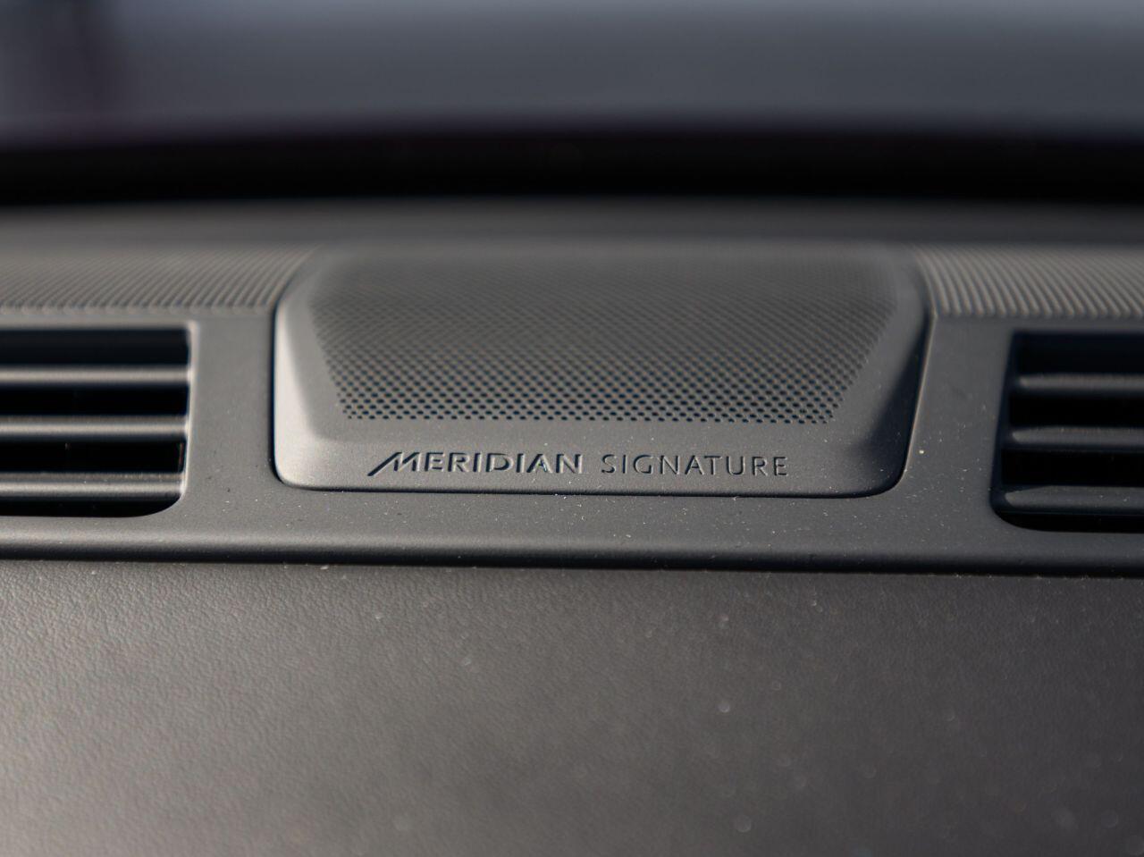 Land Rover Range Rover view 50