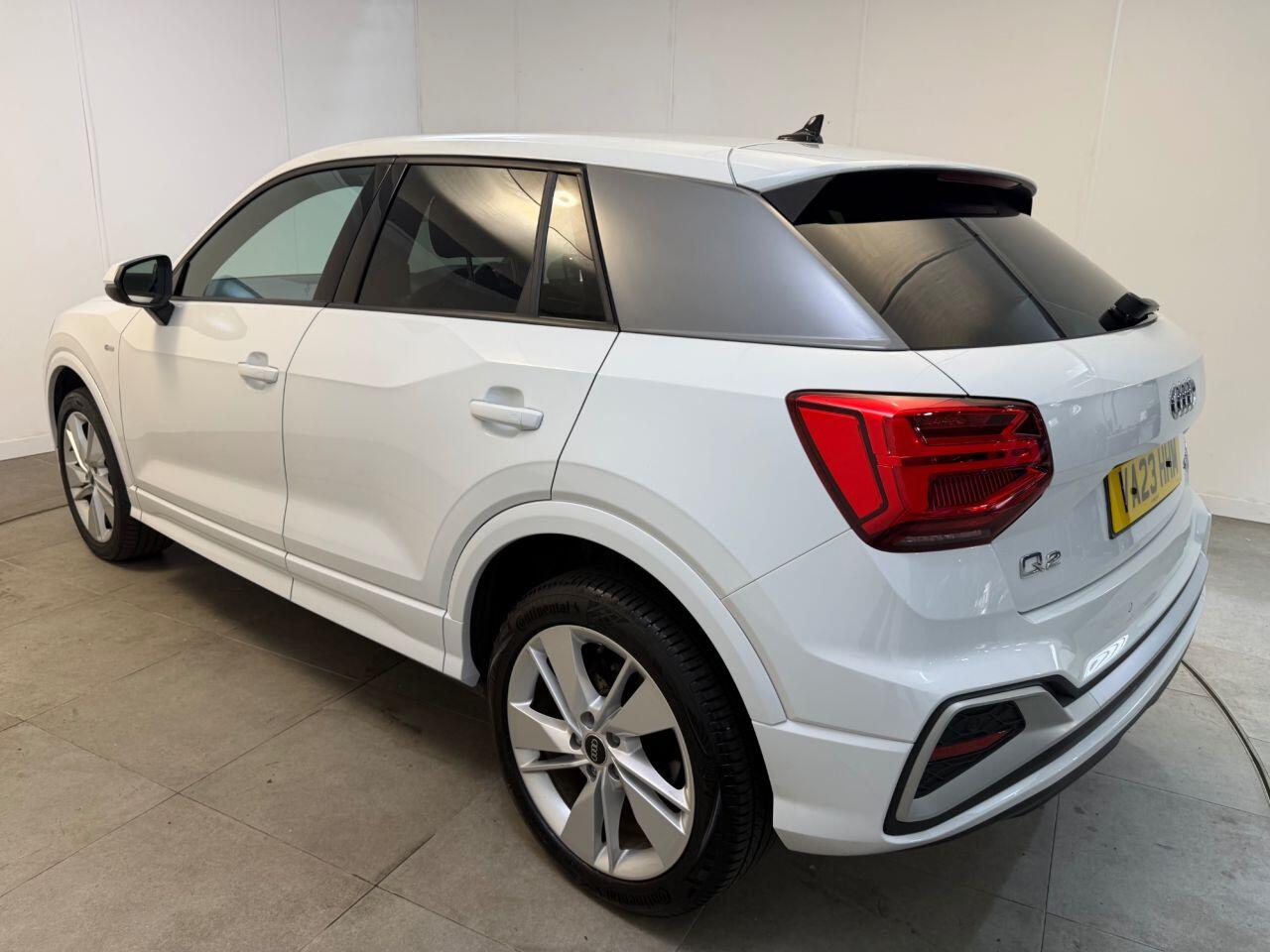 Audi Q2 view 59