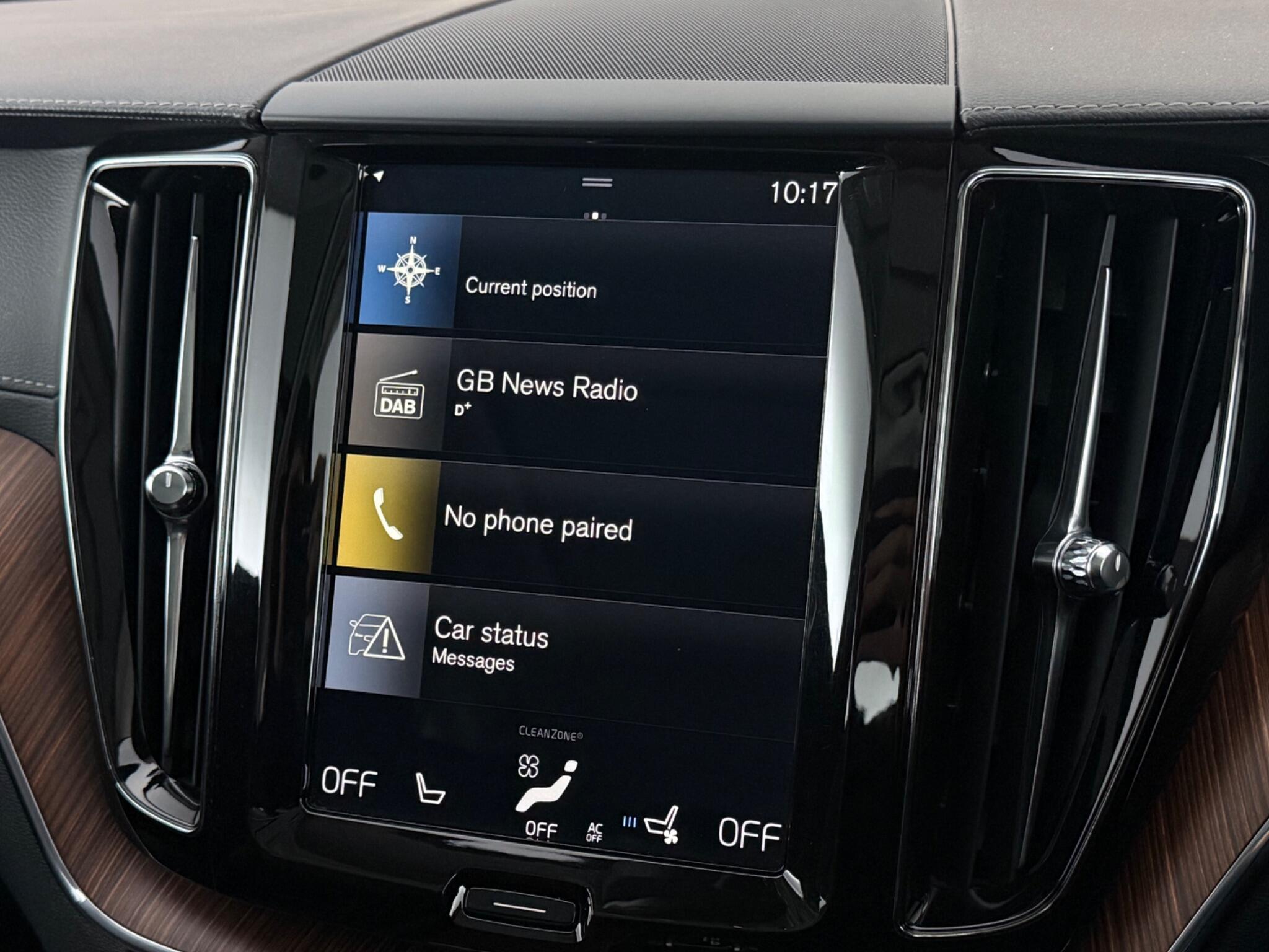 Volvo XC60 view 25