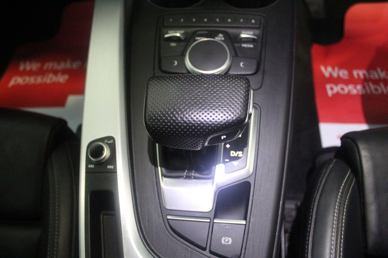 Audi A4 view 45